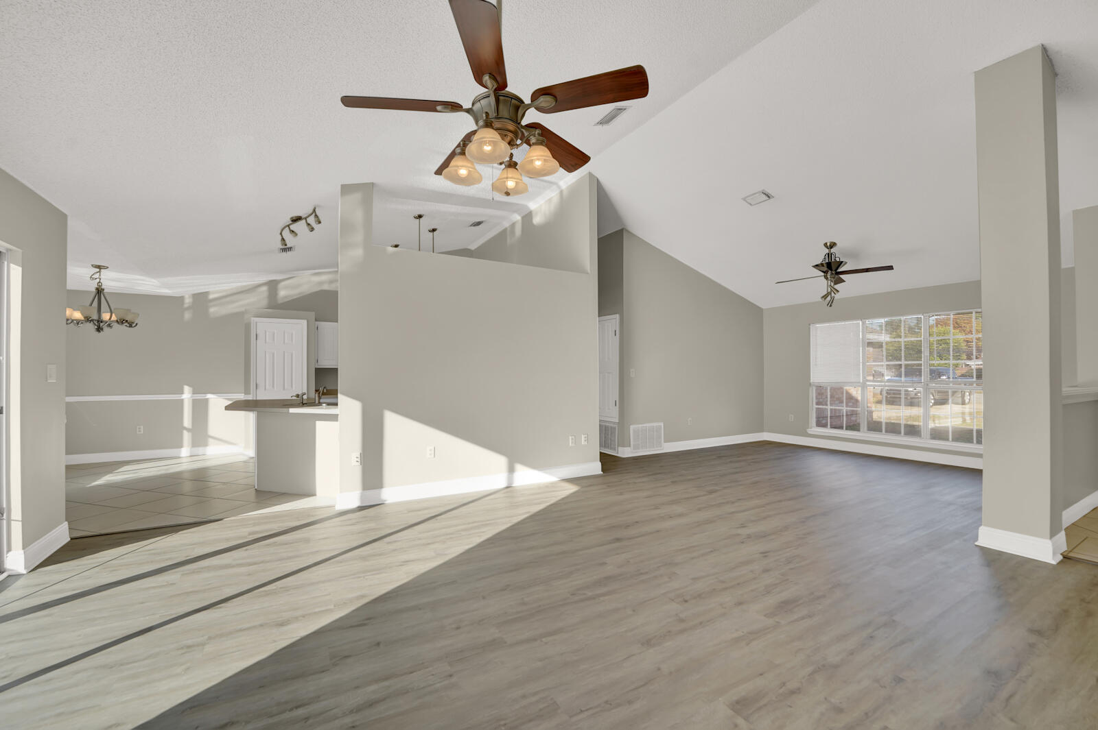 CORONADO VILLAGE PH 3 - Residential