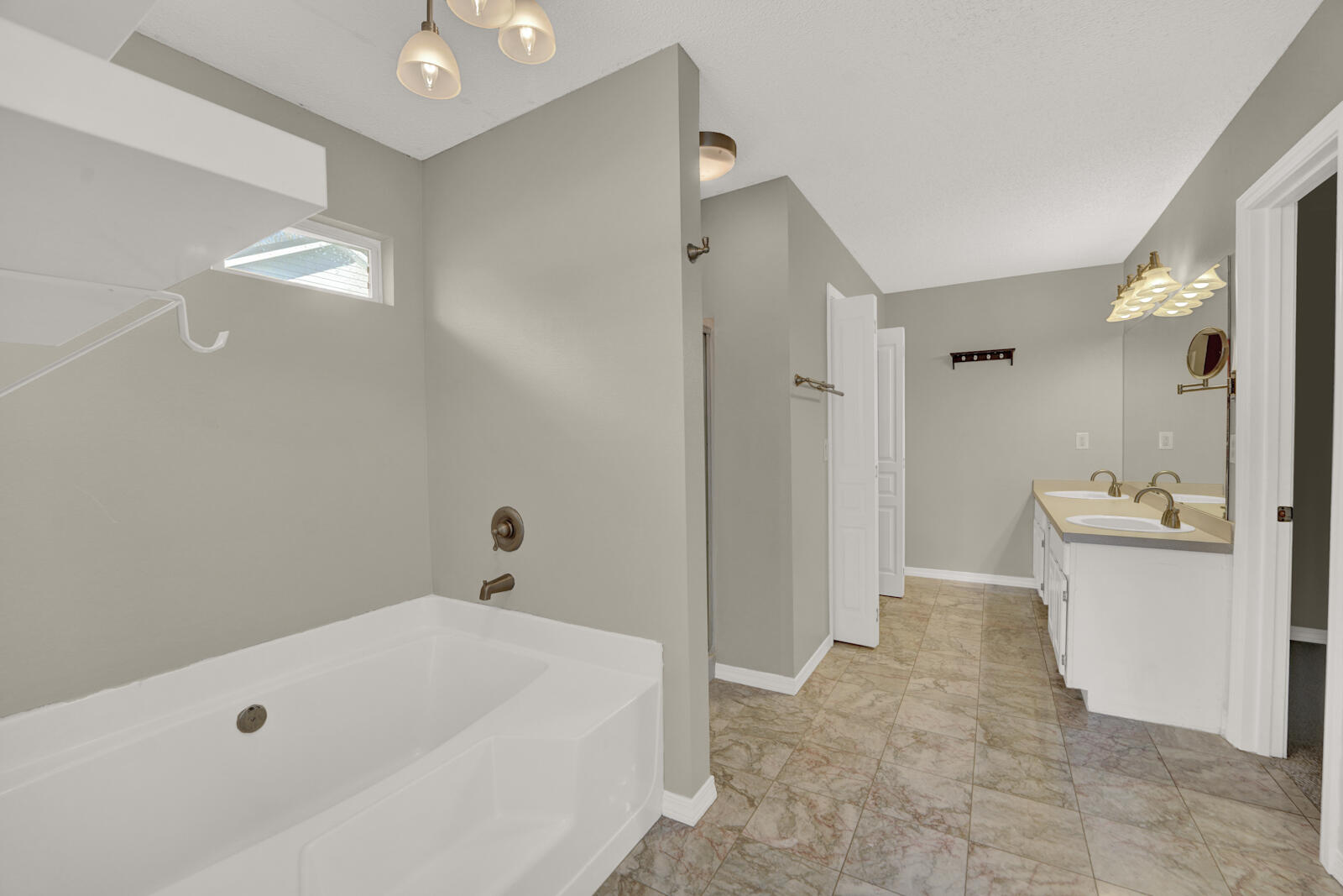 CORONADO VILLAGE PH 3 - Residential