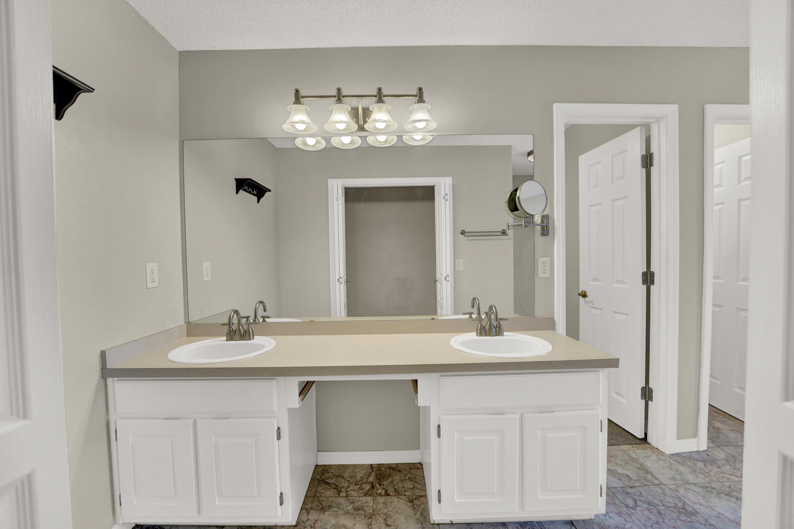 CORONADO VILLAGE PH 3 - Residential