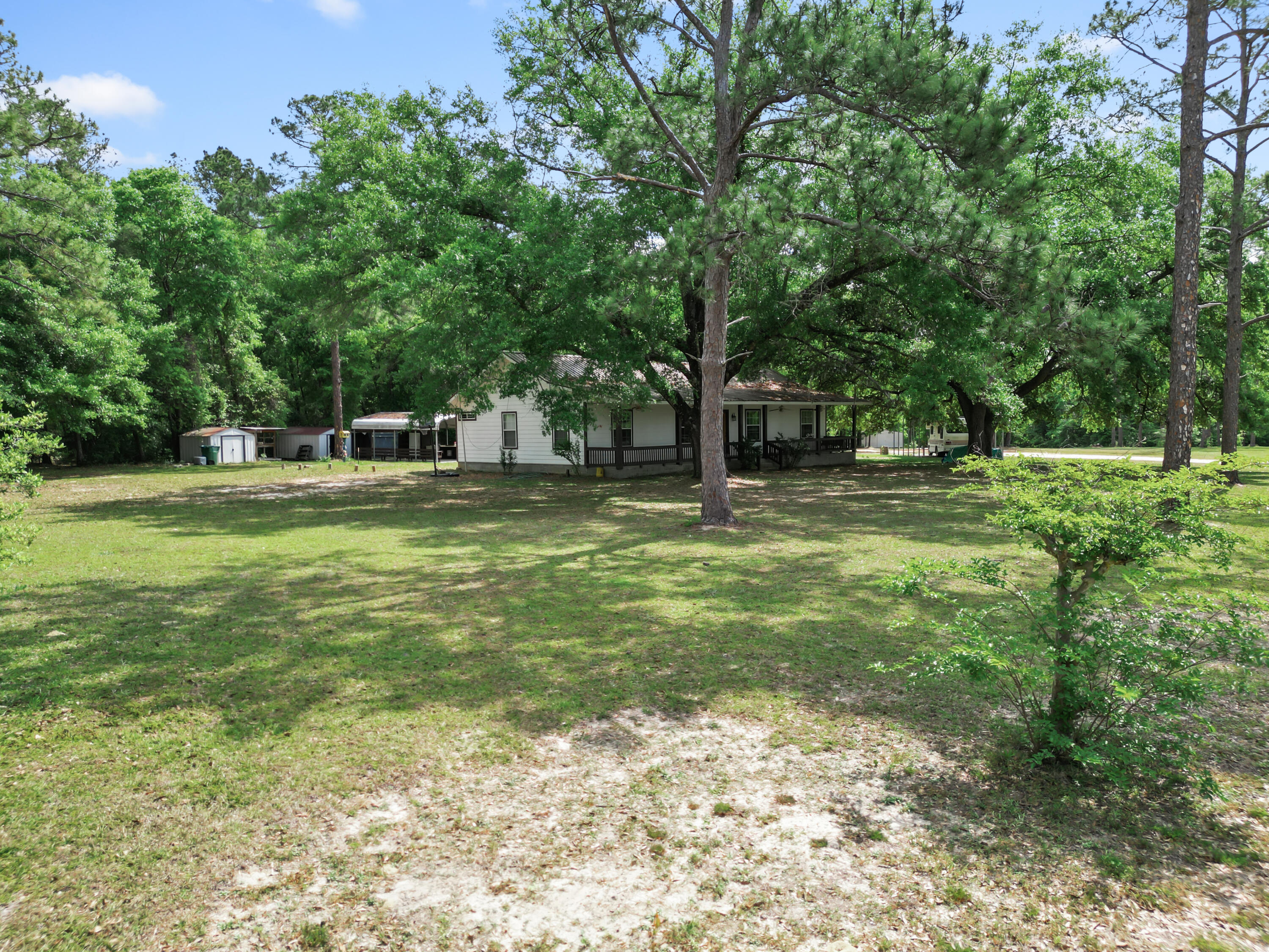 NO RECORDED SUBDIVISION - Residential
