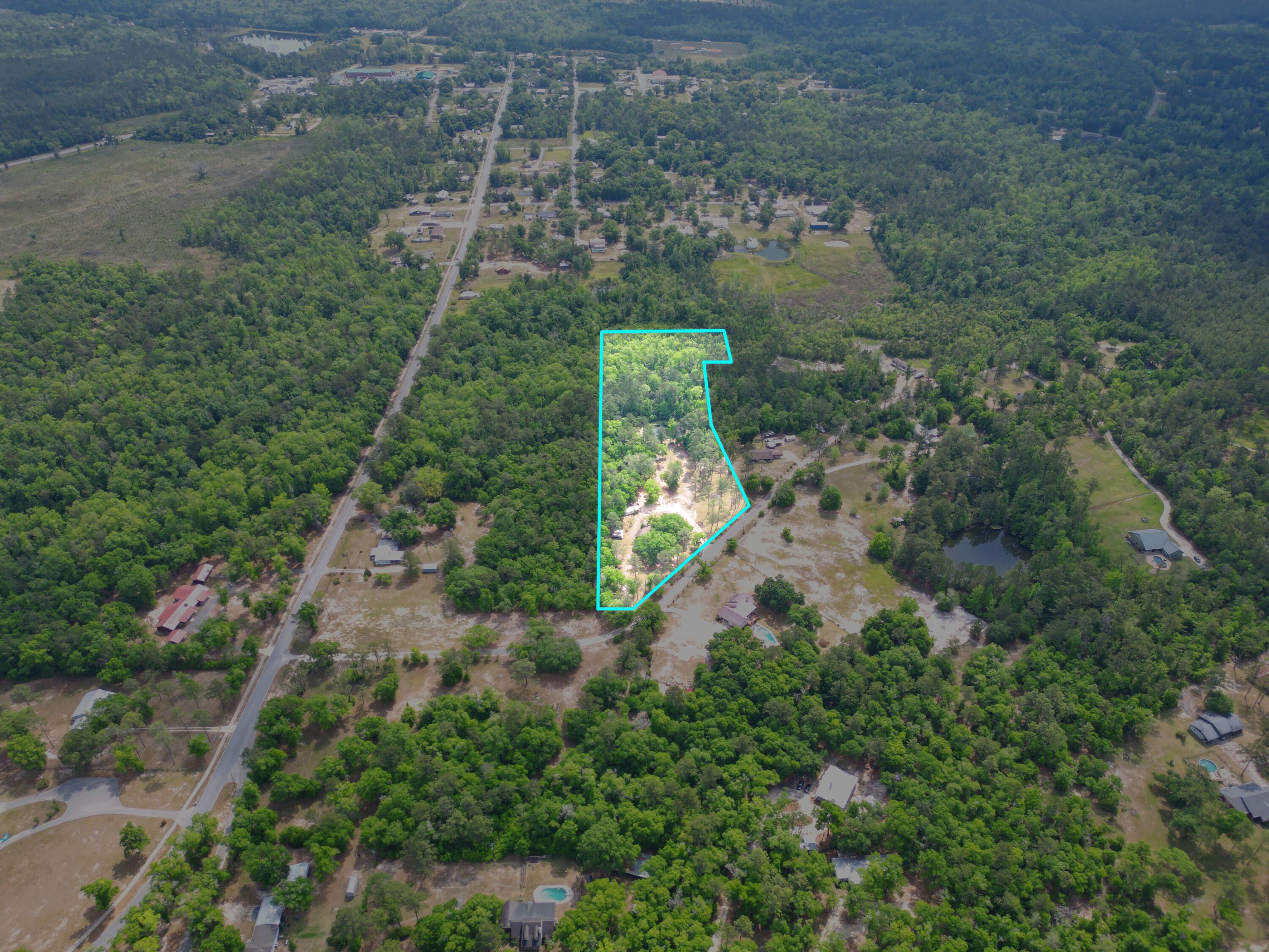 NO RECORDED SUBDIVISION - Residential