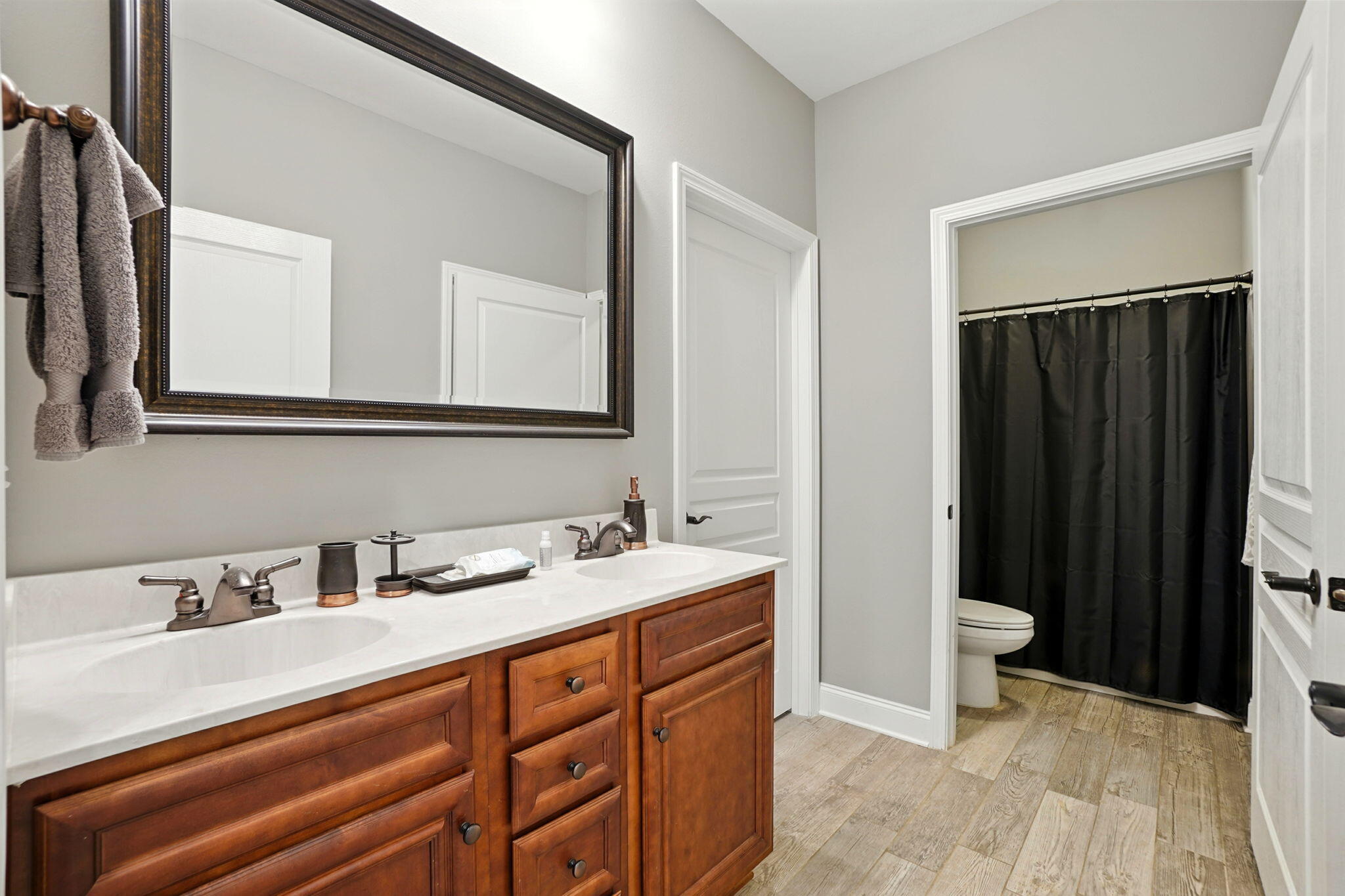 TRAILWOOD ESTATES - Residential