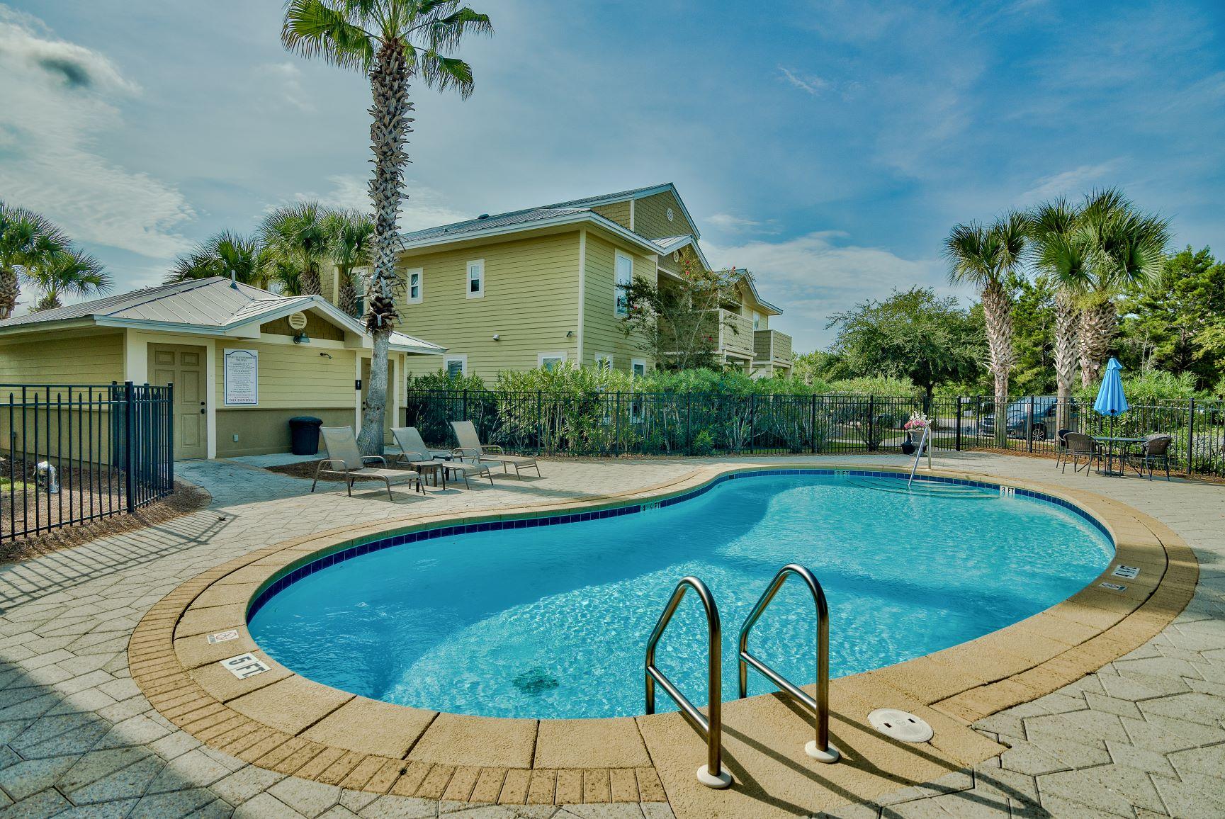 TOPSAIL VILLAGE - Residential