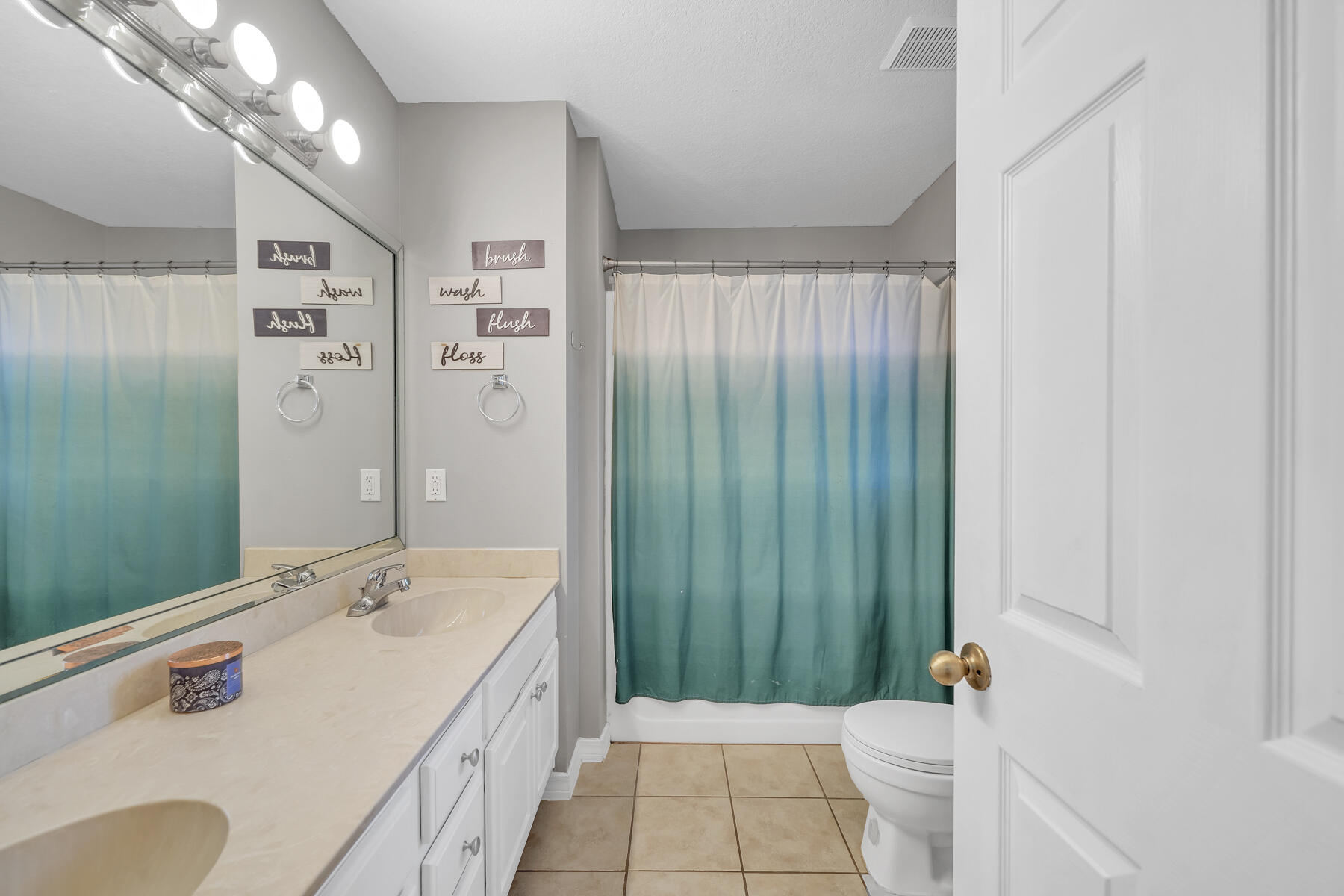 MCLAUGHLIN & HARRIS - Residential