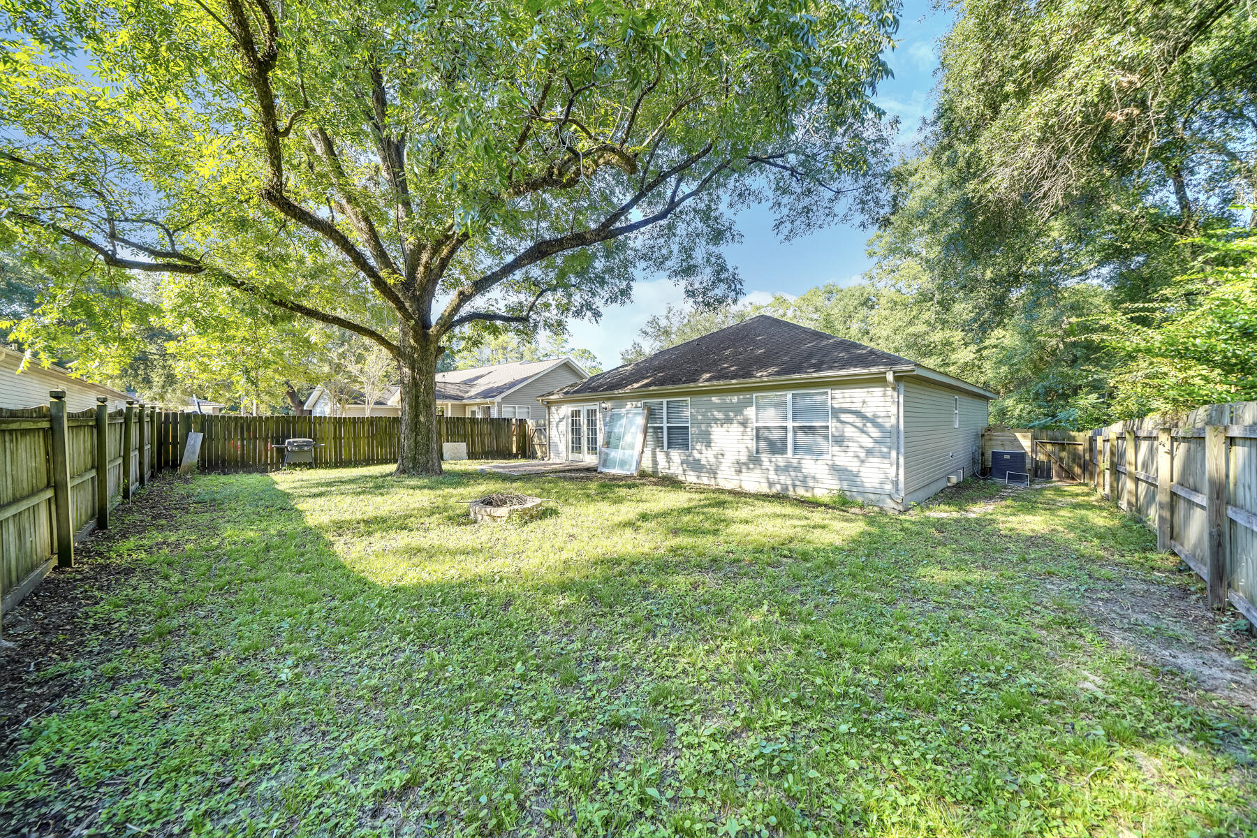 MCLAUGHLIN & HARRIS - Residential