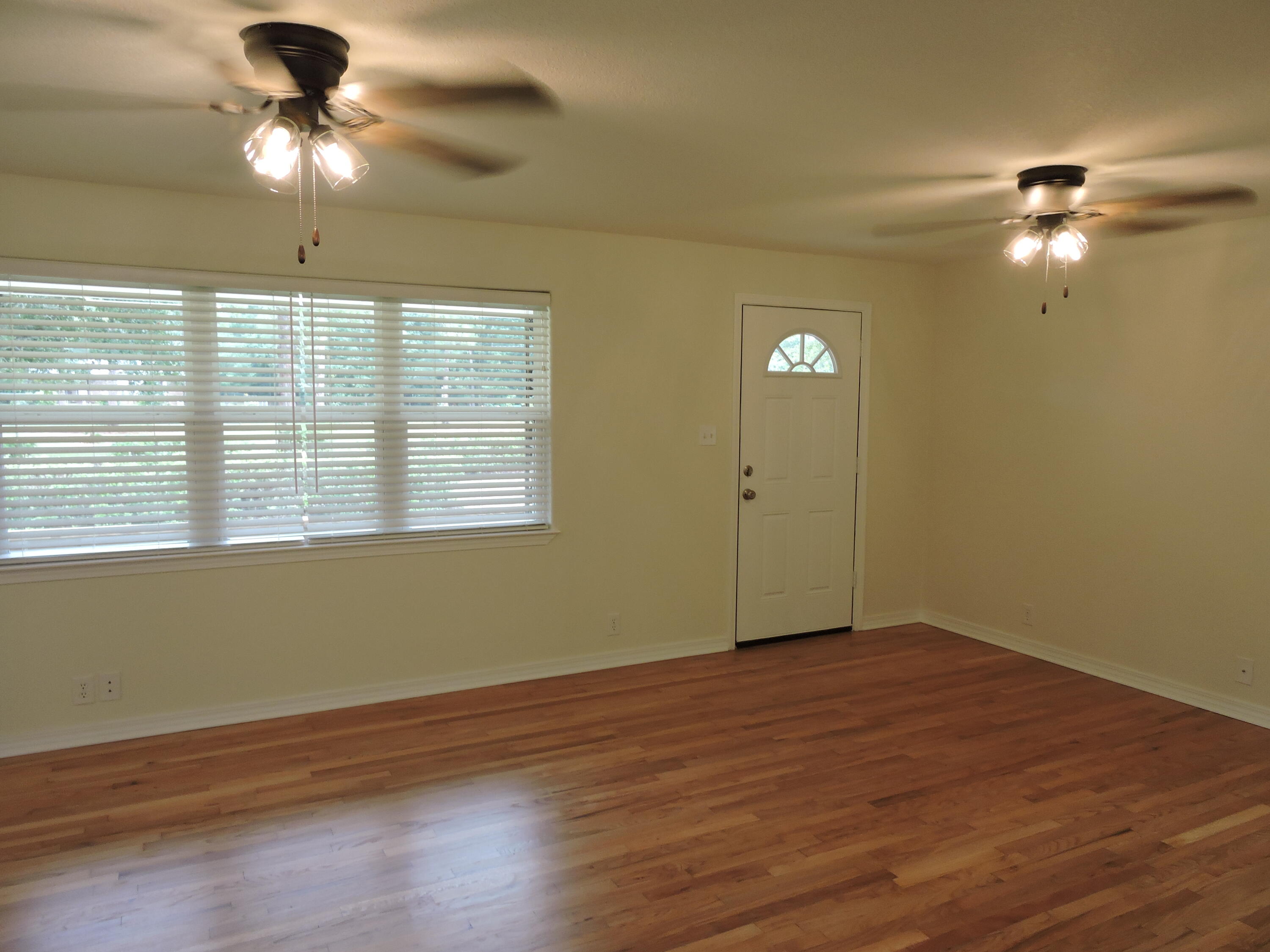 OAKCREST F & G PLAT 5 - Residential Lease
