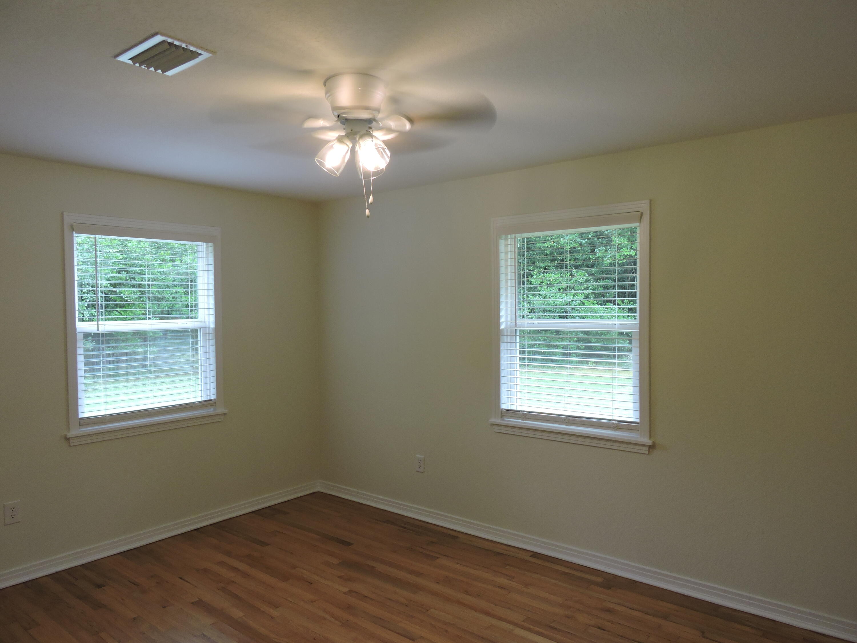 OAKCREST F & G PLAT 5 - Residential Lease