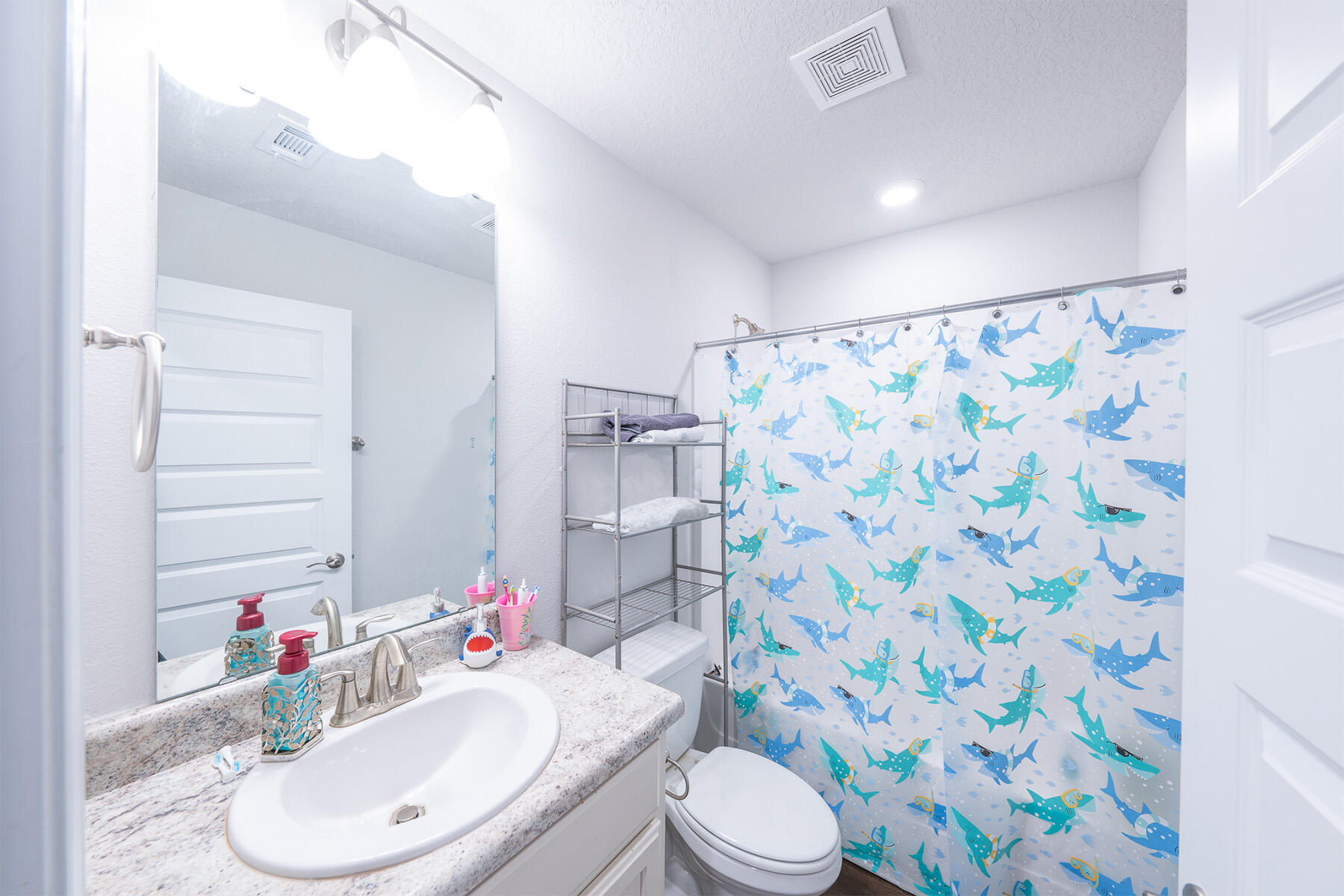 CHARLESTON PLACE - Residential Lease