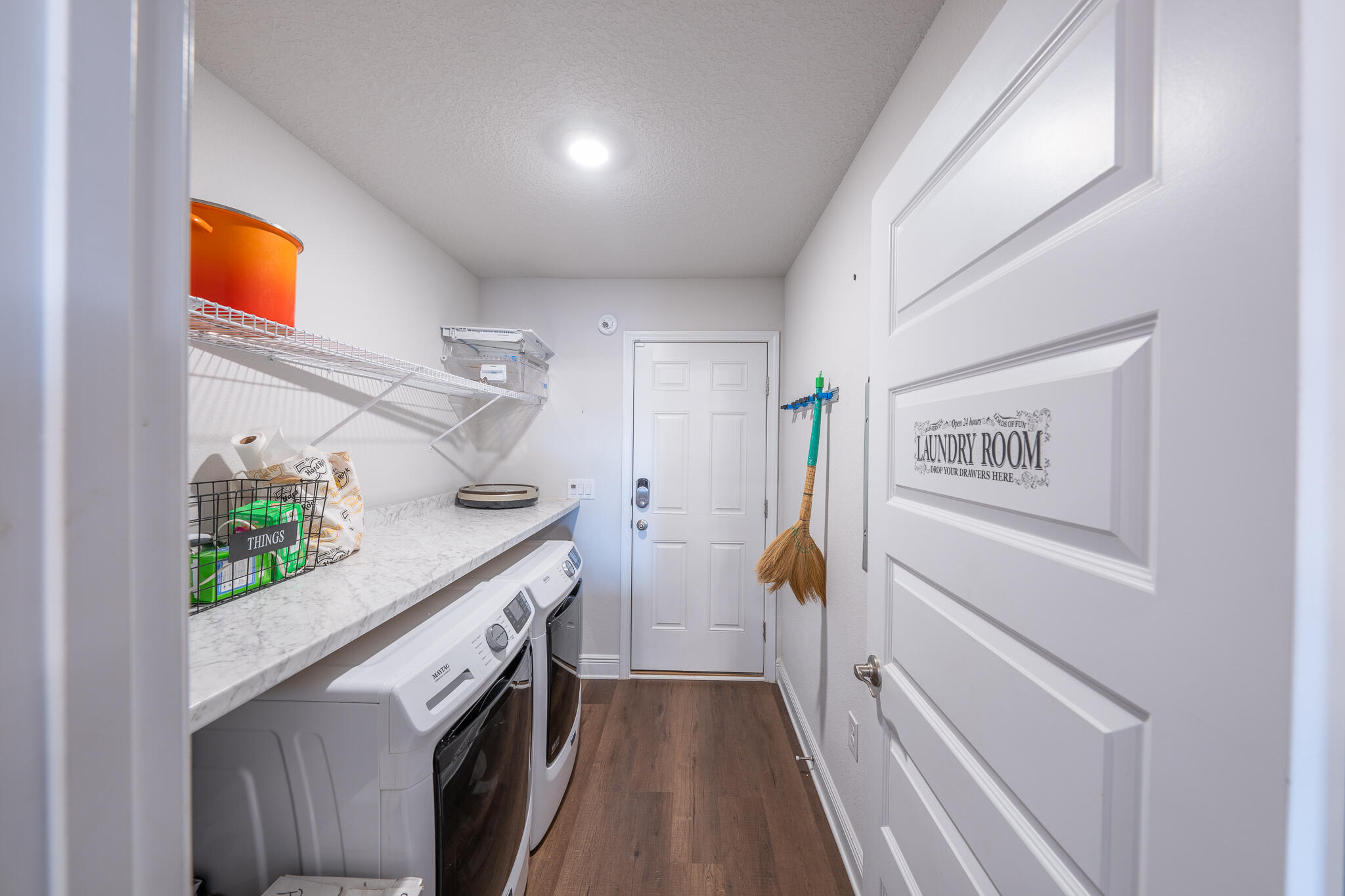 CHARLESTON PLACE - Residential Lease