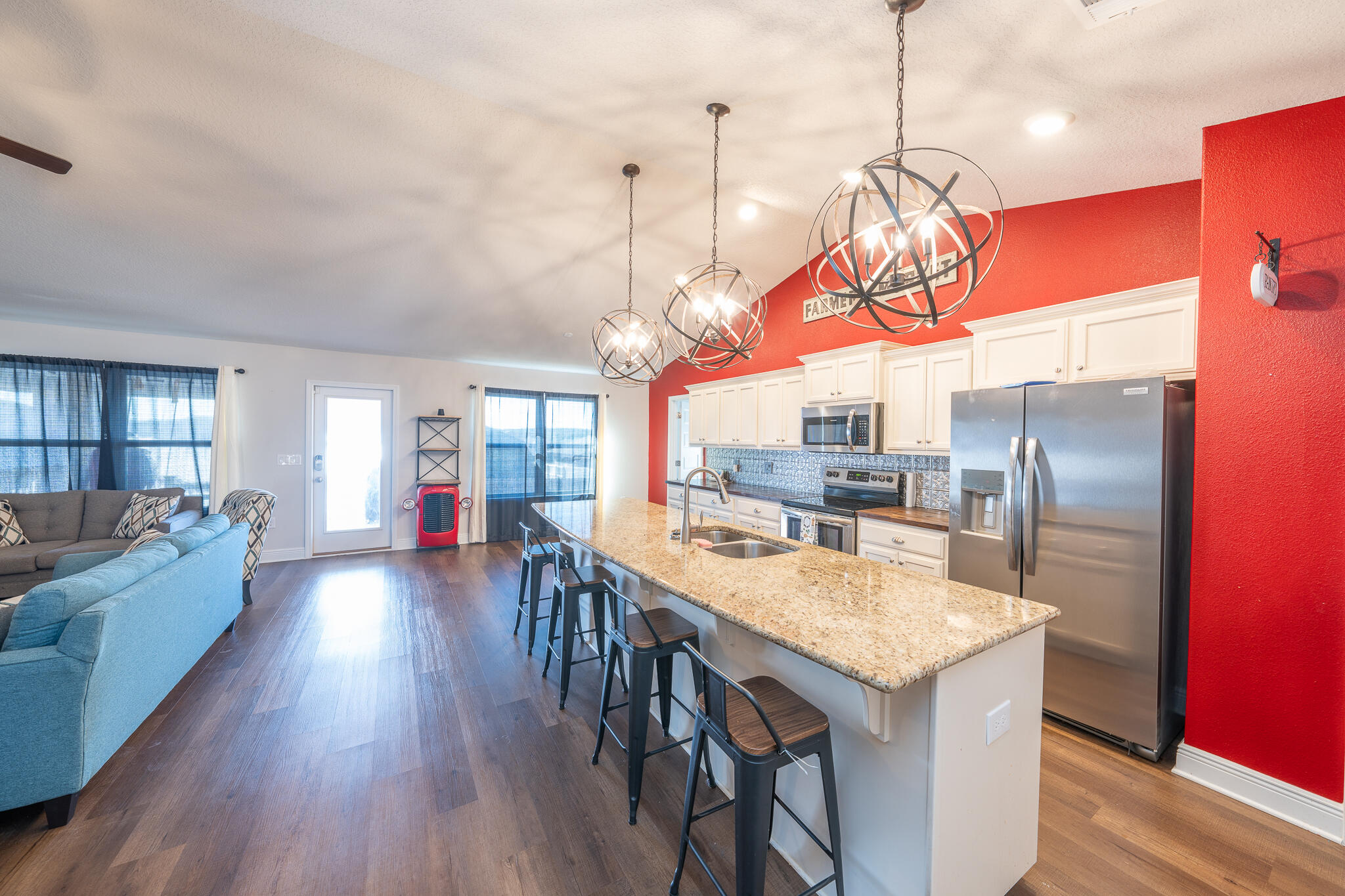 CHARLESTON PLACE - Residential Lease
