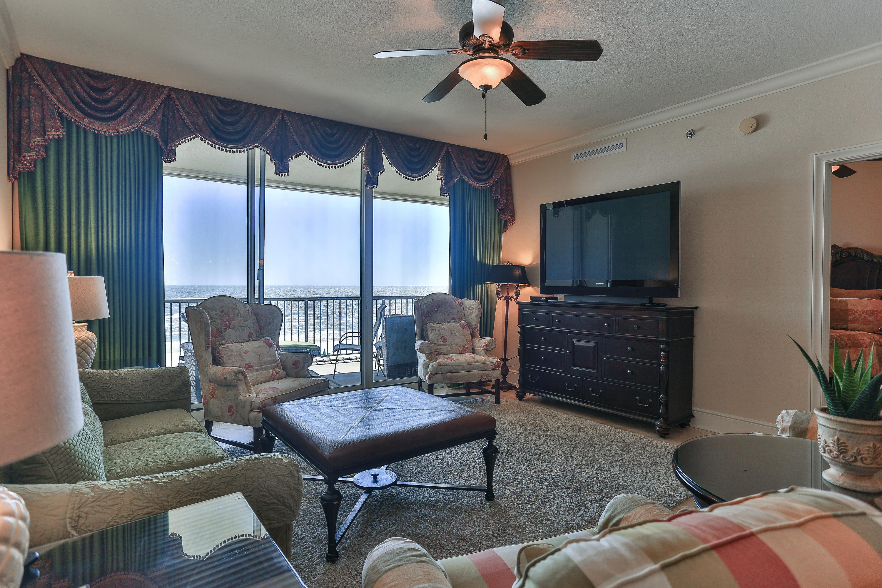 BELLA RIVA - Residential