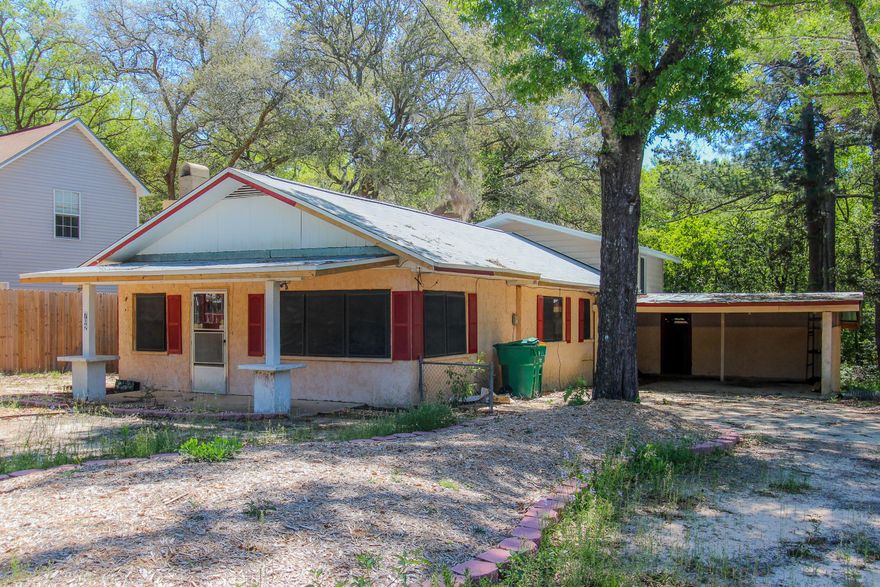 CASH OR HARD MONEY LOANS ONLY RENOVATION OPPORTUNITY. This property sits in a location with high comparables. This is for an investor only it is not habitable needs all mechanicals, electrical and plumbing. The layout can work well for a 3/2 but it is capable of being a 4/2. Time to get your HDTV on and flip this home.