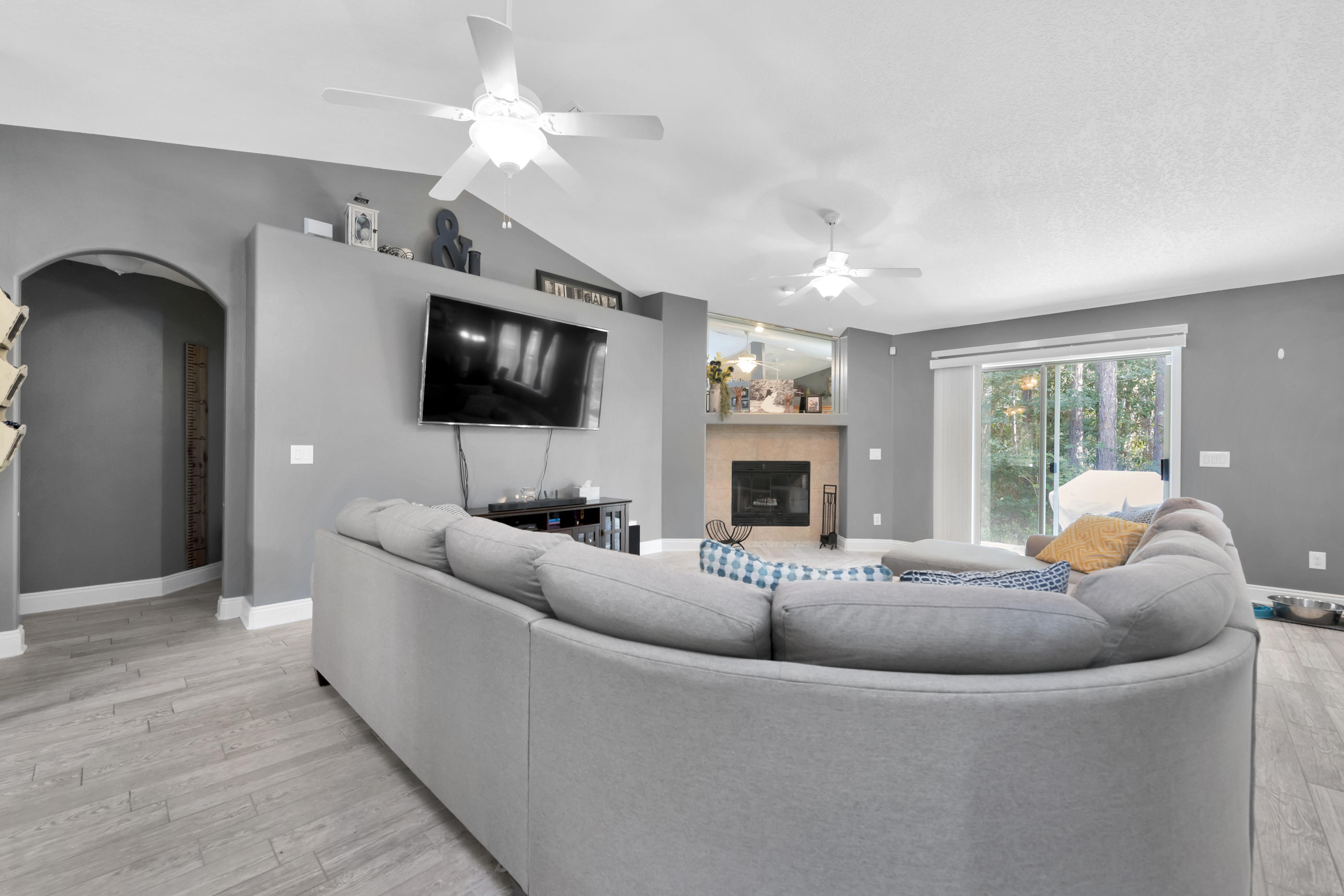 HOLLEY BY THE SEA - Residential