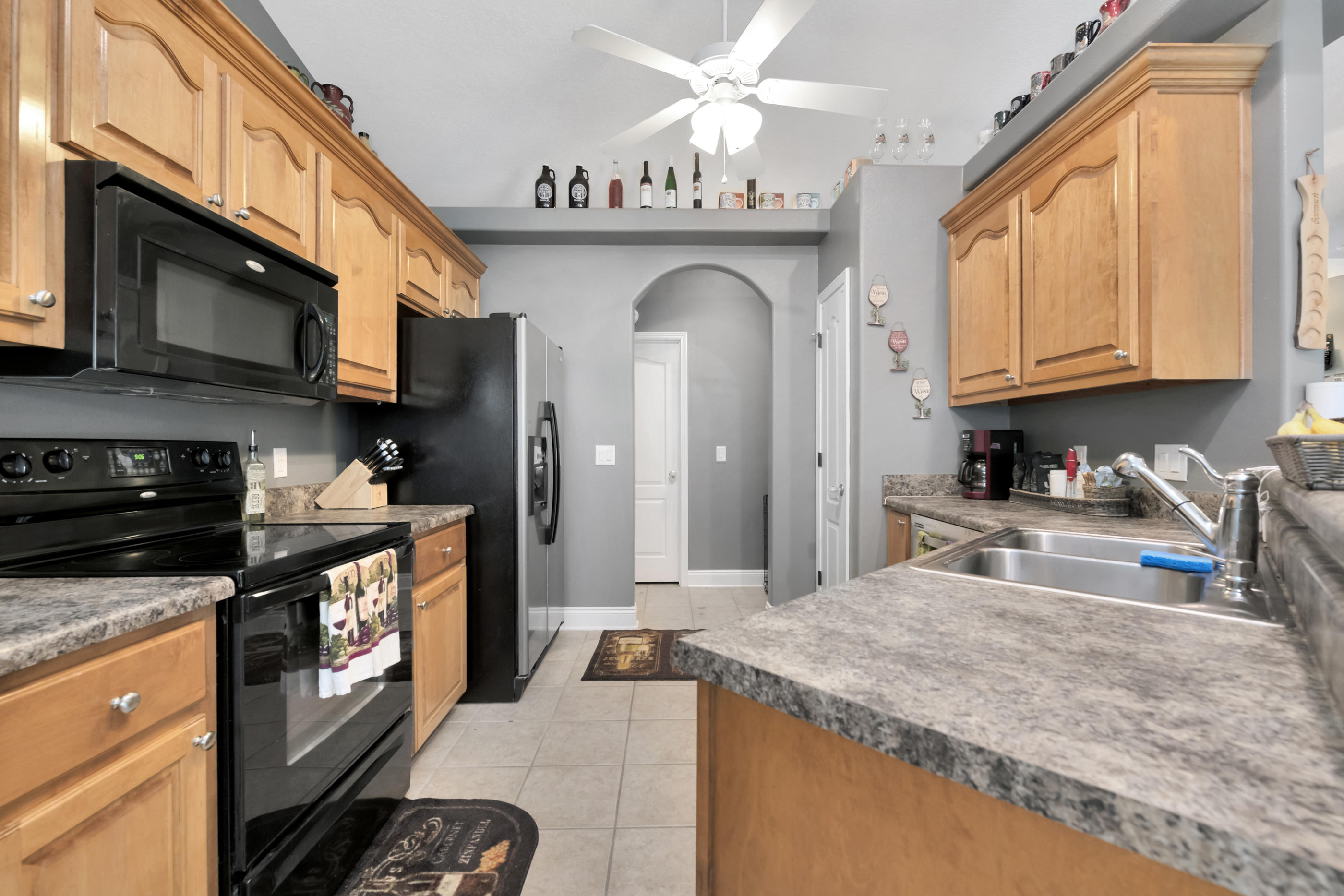 HOLLEY BY THE SEA - Residential