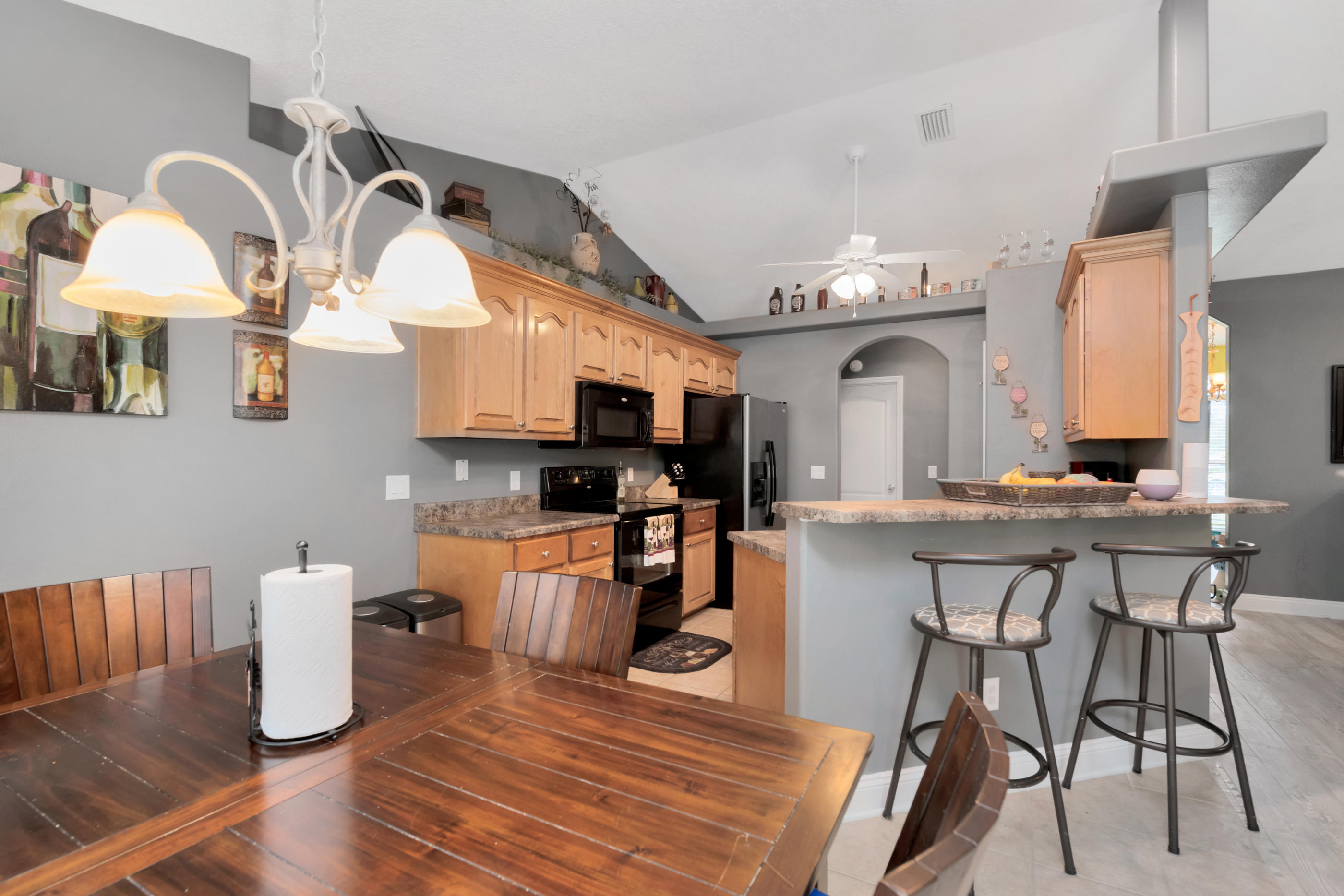 HOLLEY BY THE SEA - Residential