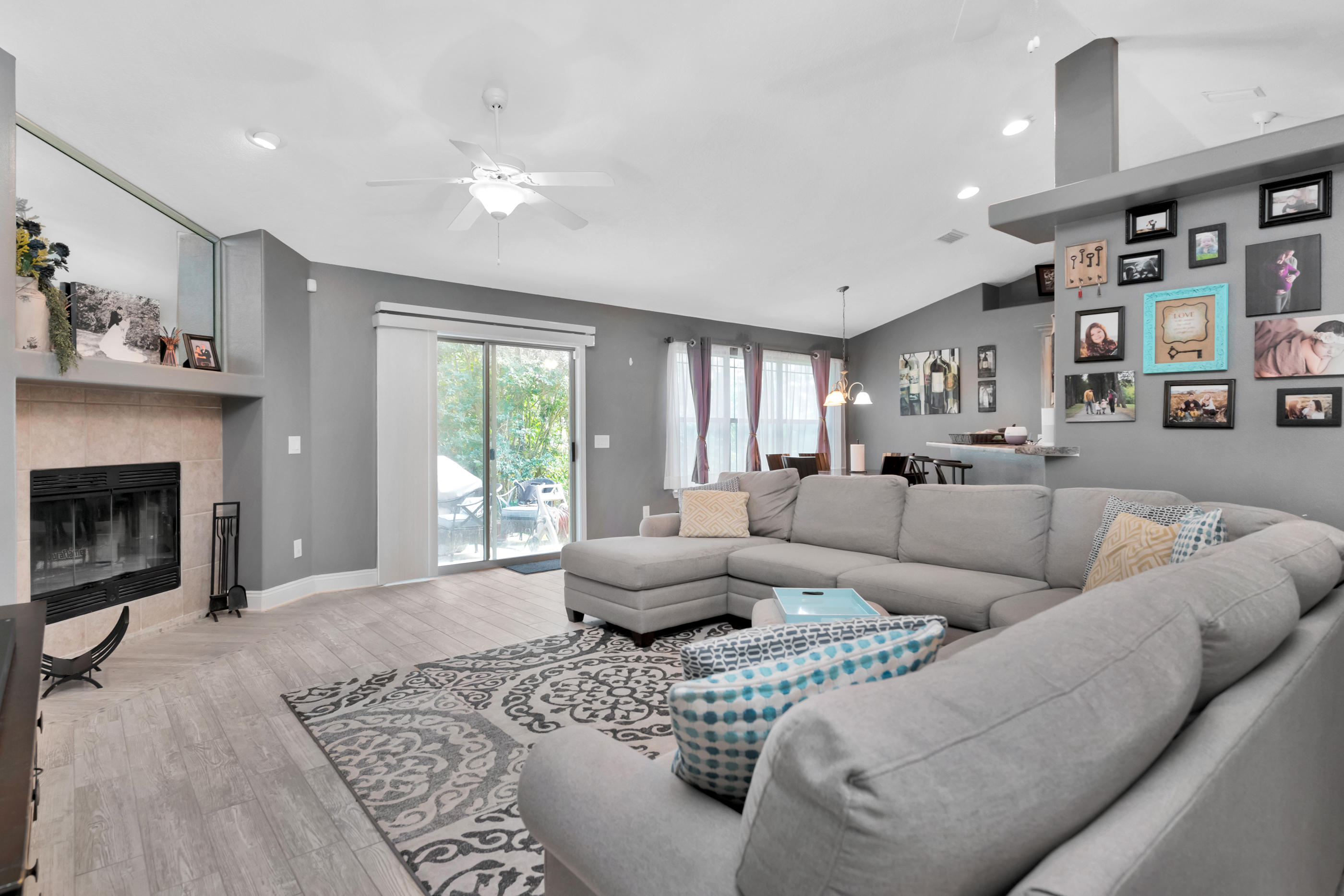 HOLLEY BY THE SEA - Residential