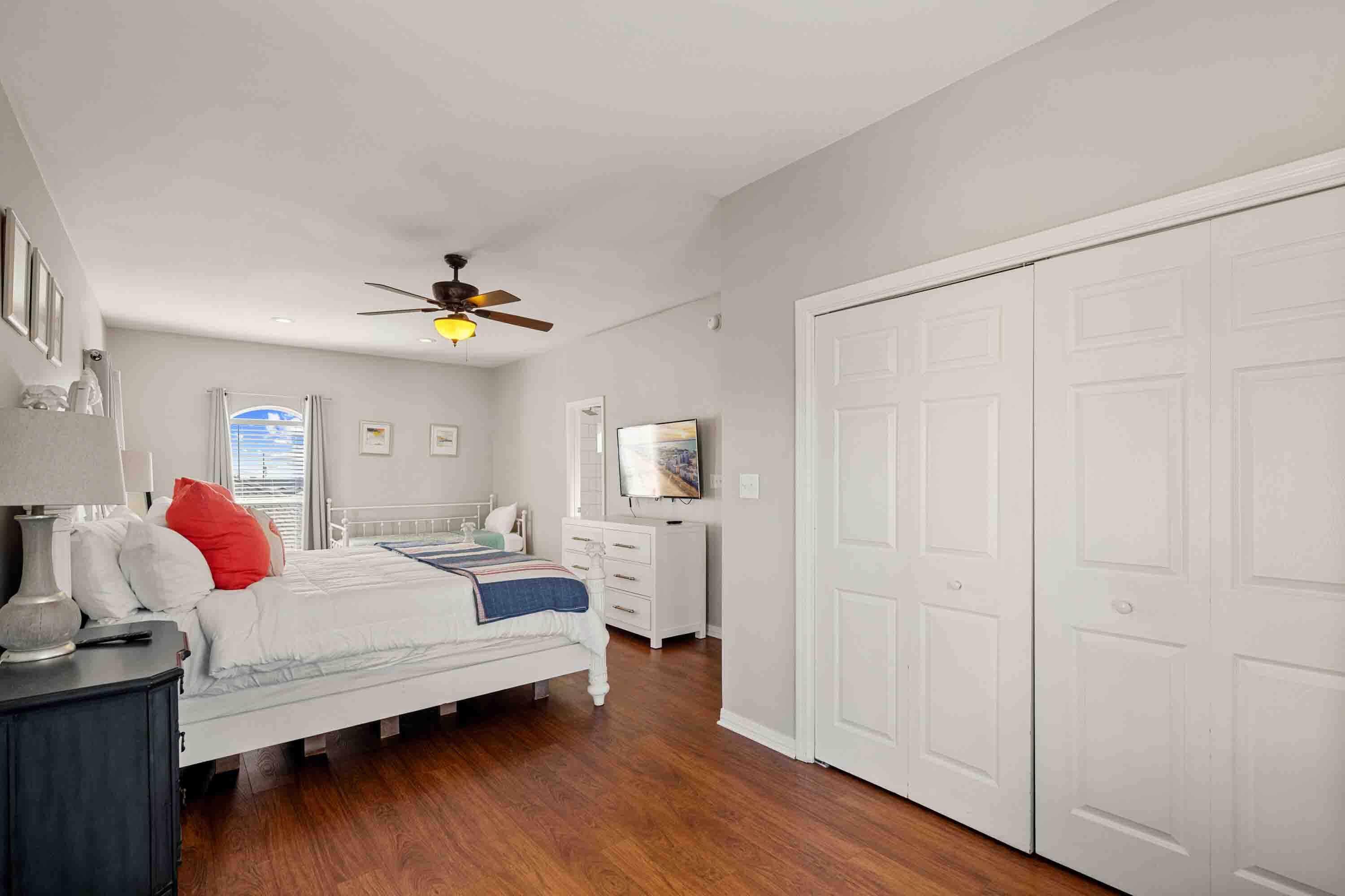 EMERALD SHORES OF SOUTH WALTON - Residential