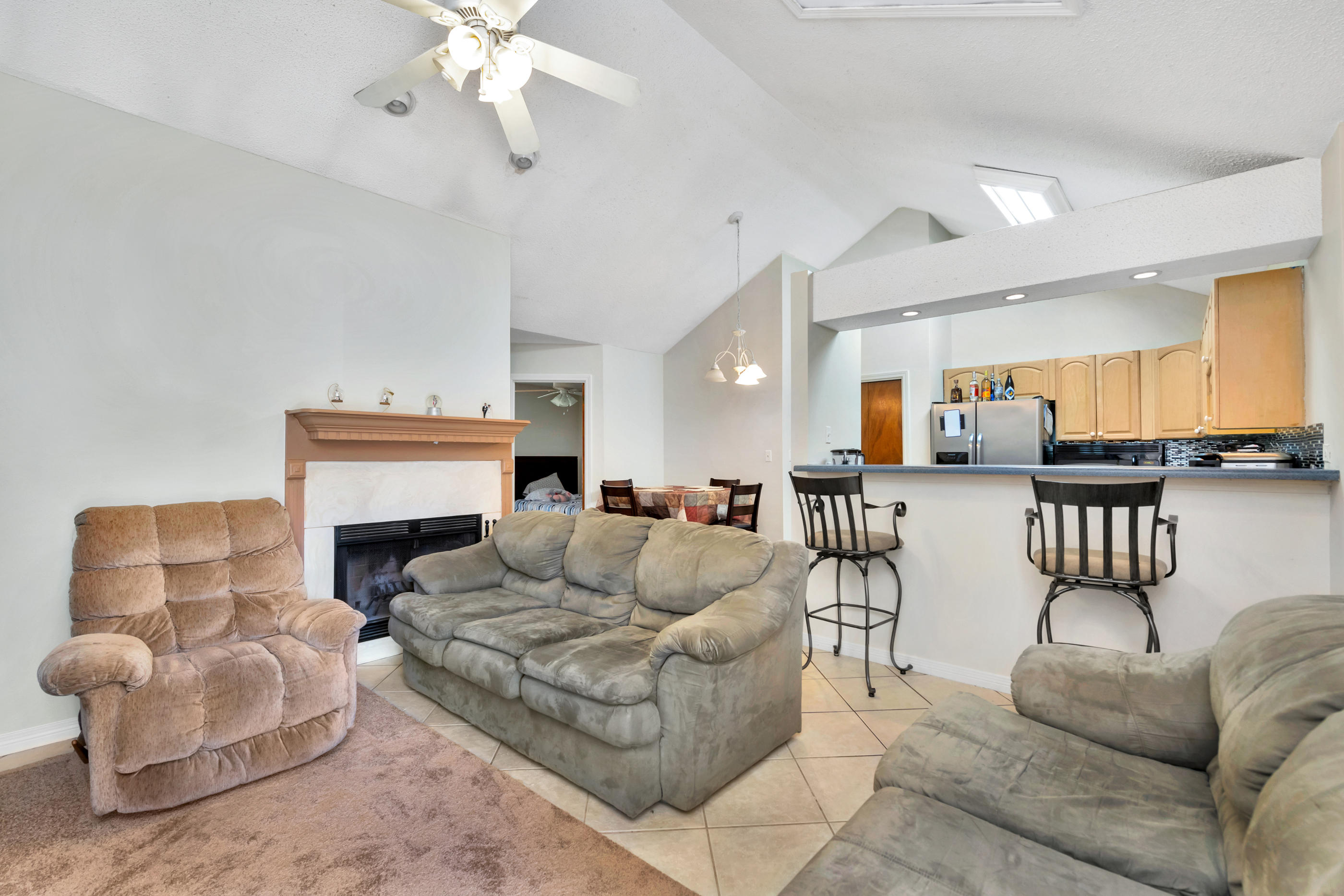 FALCON RIDGE - Residential