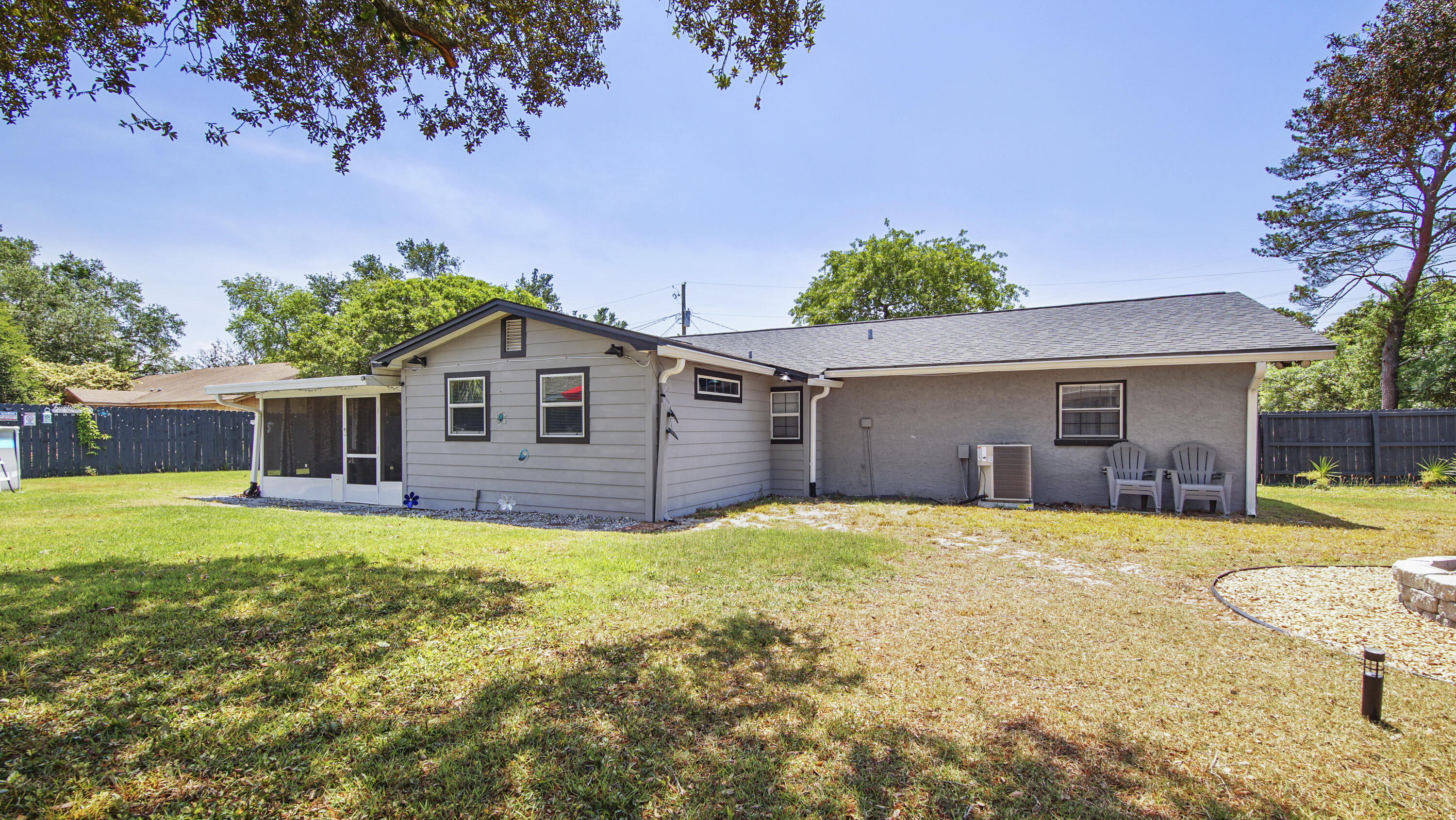 WHITE SANDS ESTATES - Residential