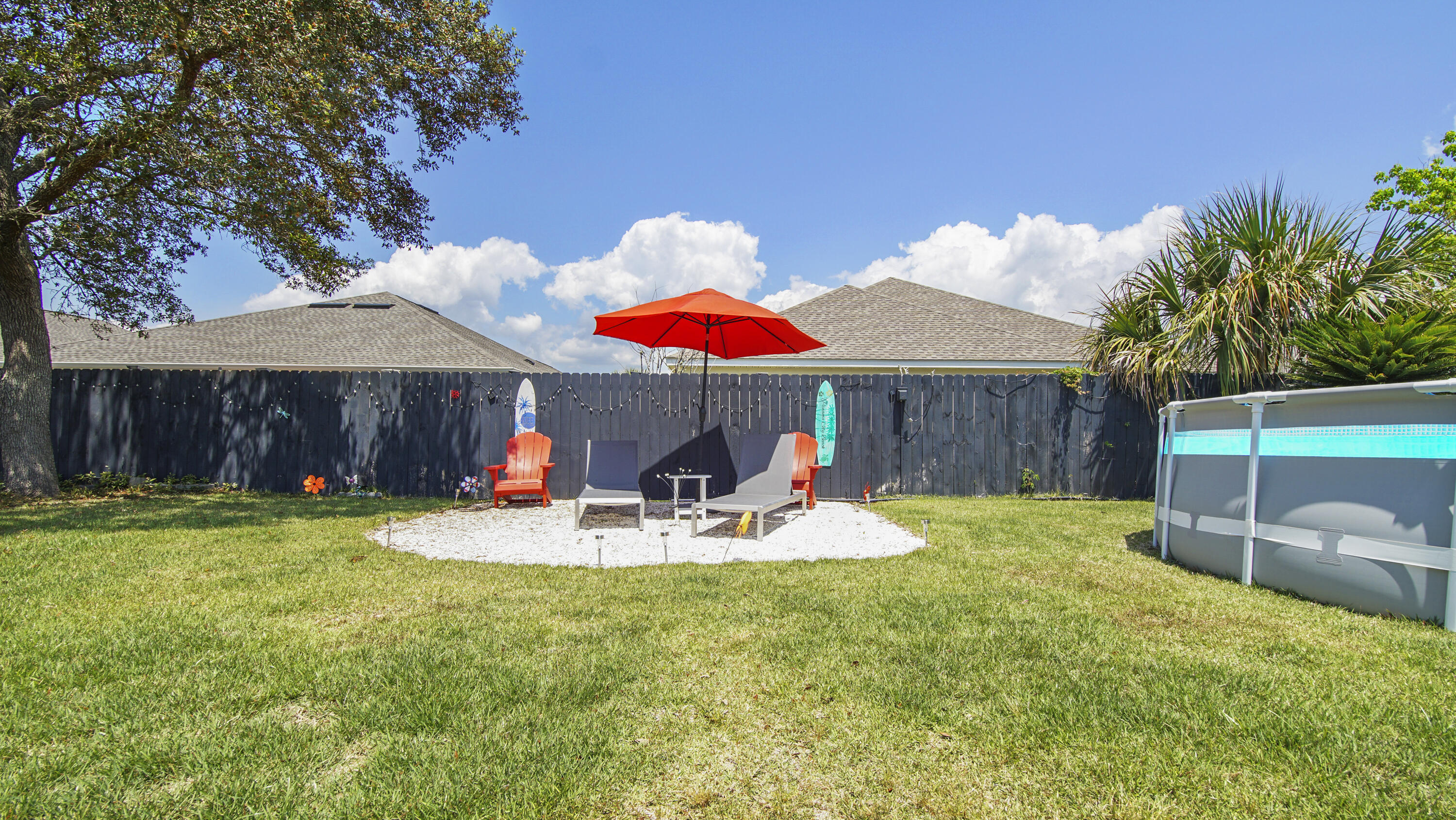 WHITE SANDS ESTATES - Residential