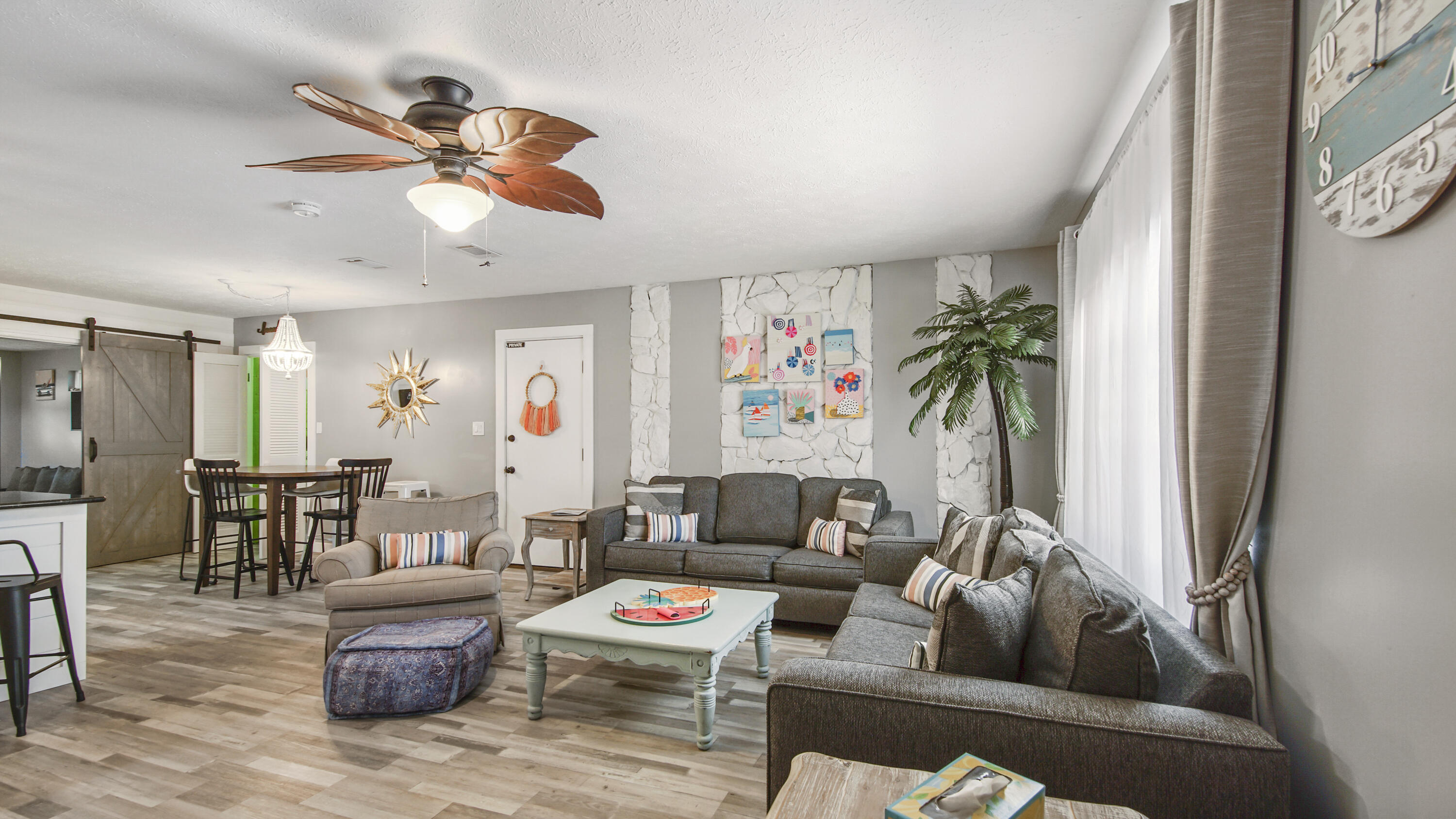 WHITE SANDS ESTATES - Residential