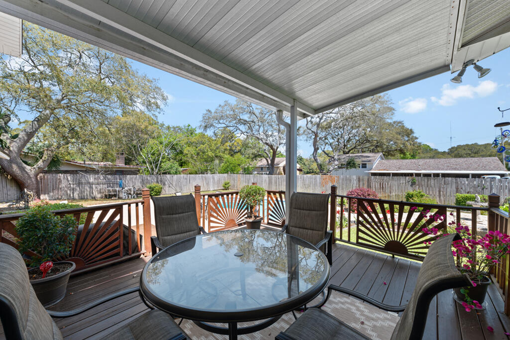 BAYOU WOODS - Residential