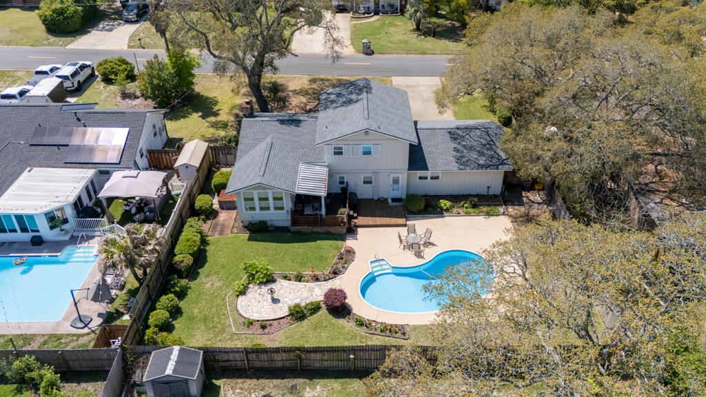 BAYOU WOODS - Residential