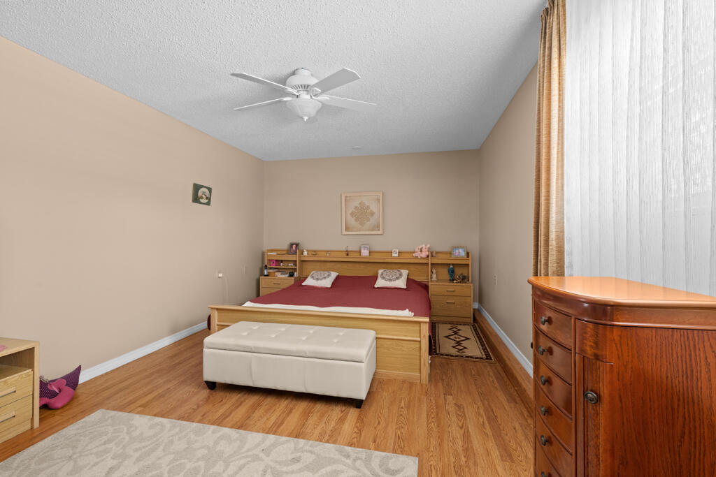 BAYOU WOODS - Residential