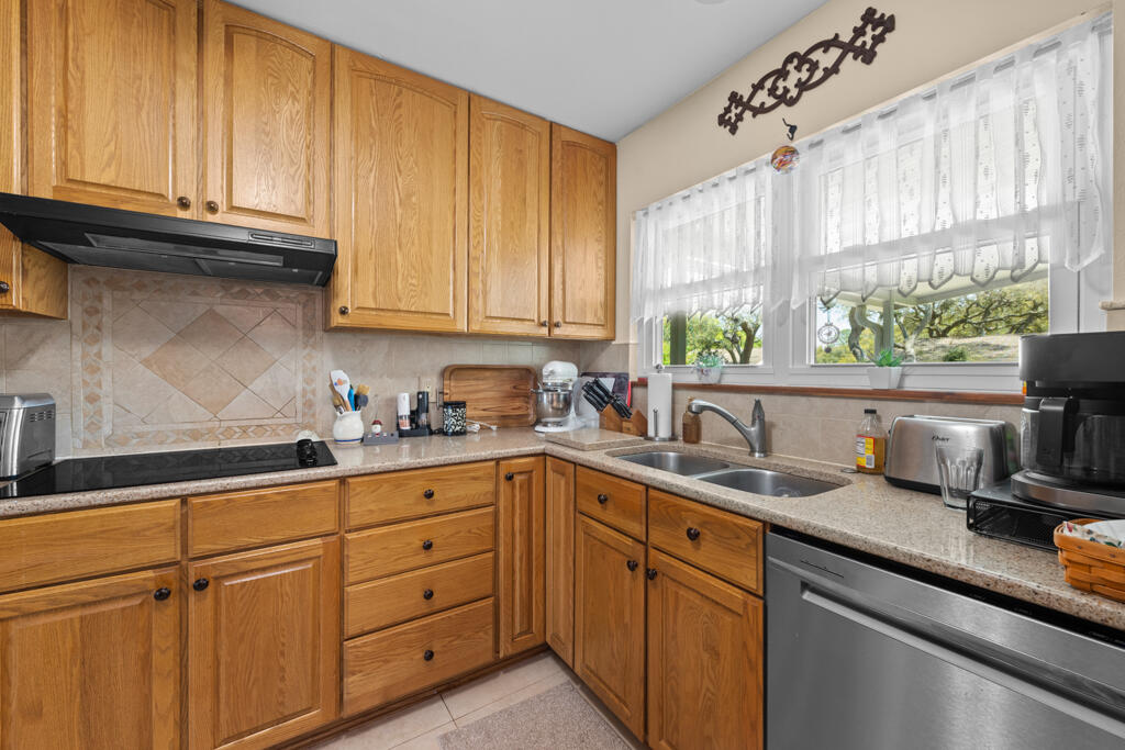 BAYOU WOODS - Residential