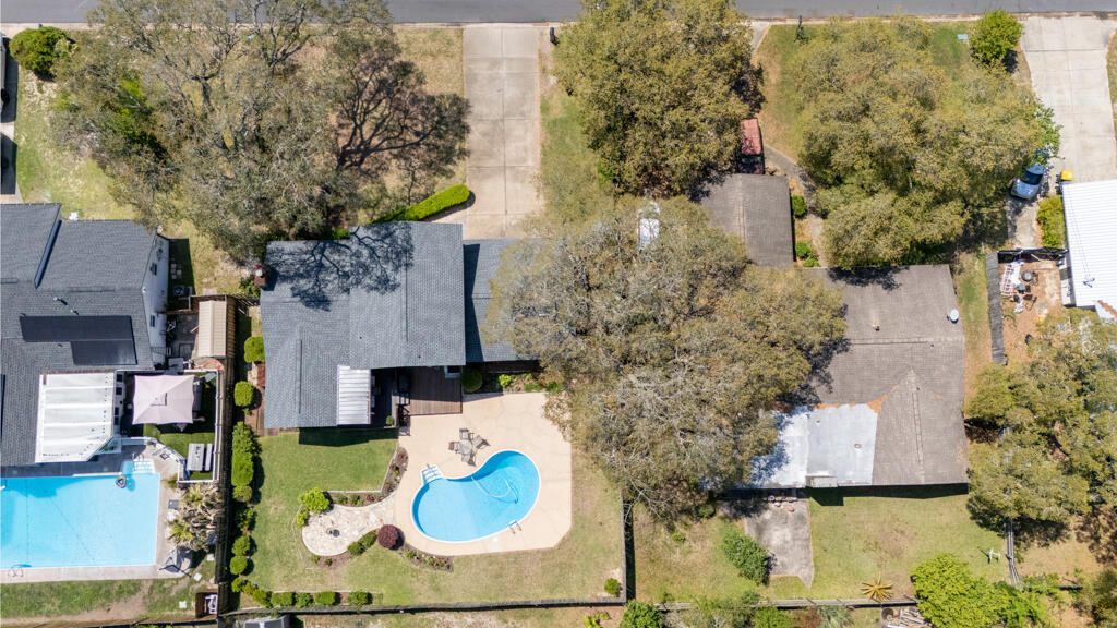 BAYOU WOODS - Residential
