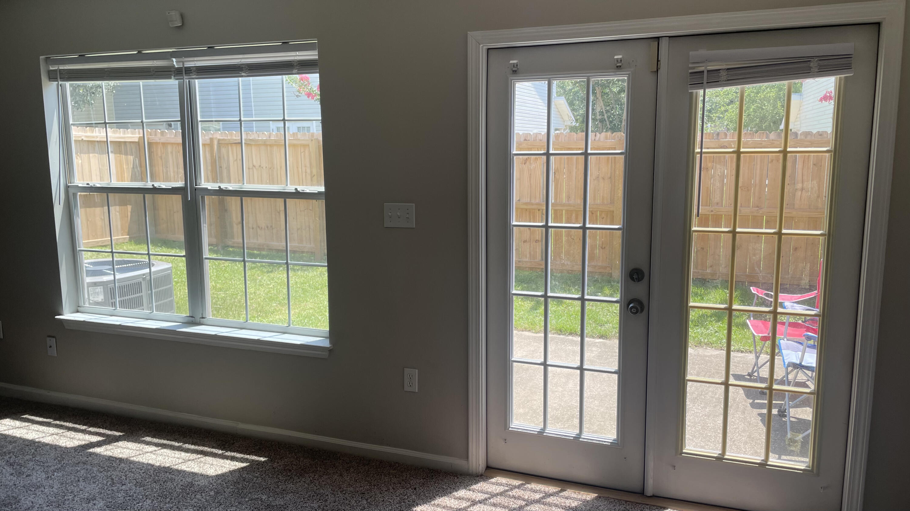 ROLLING PINES - Residential