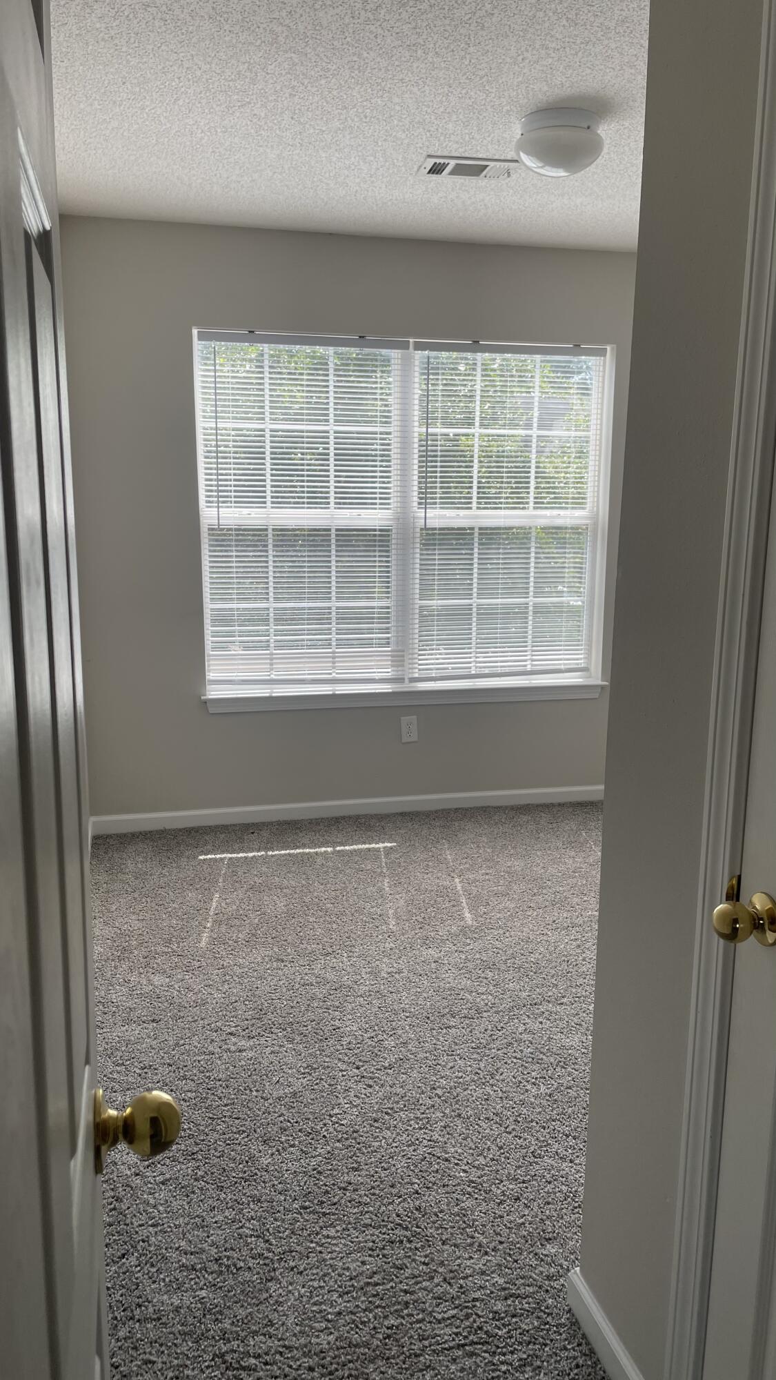 ROLLING PINES - Residential