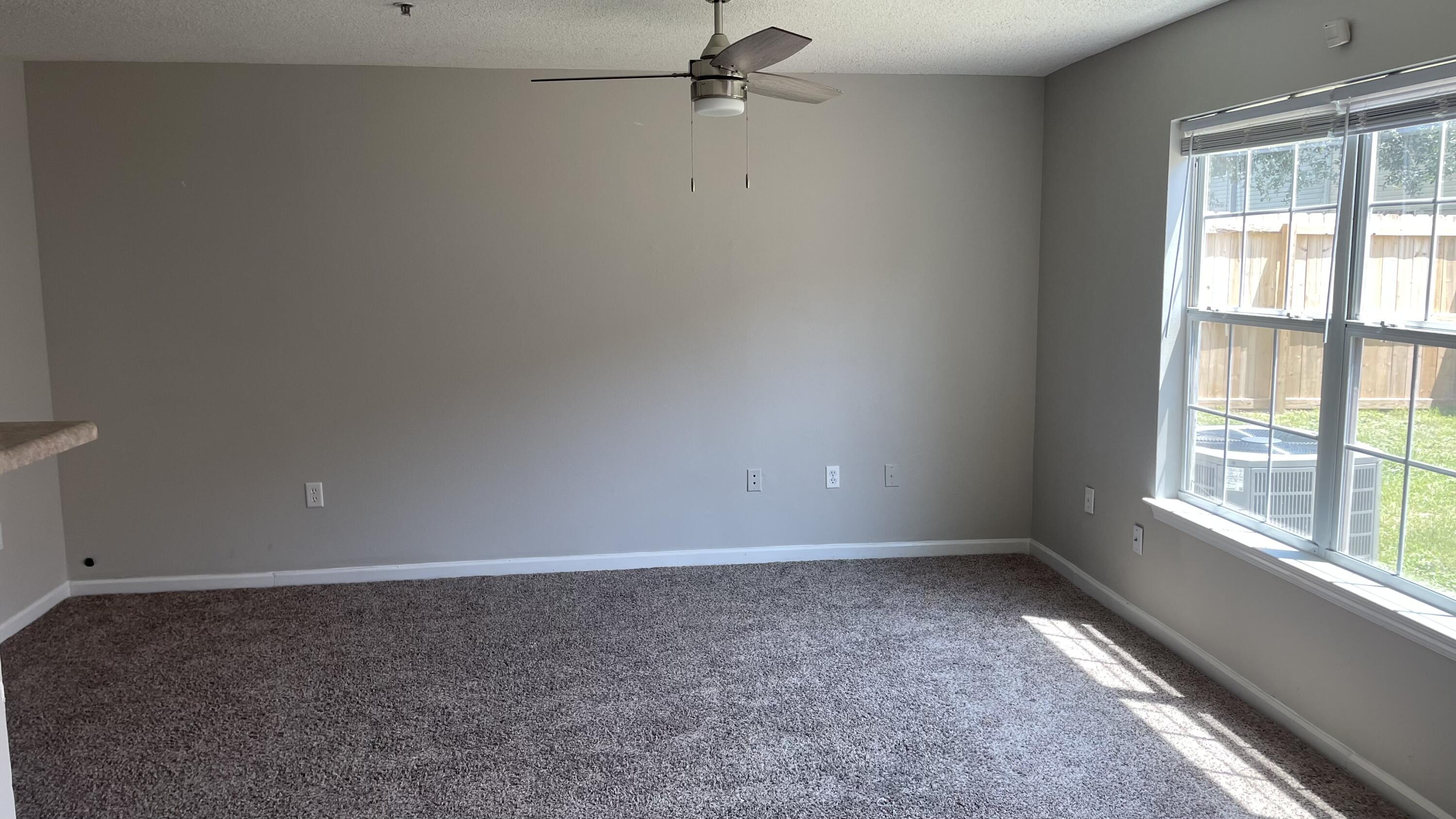 ROLLING PINES - Residential