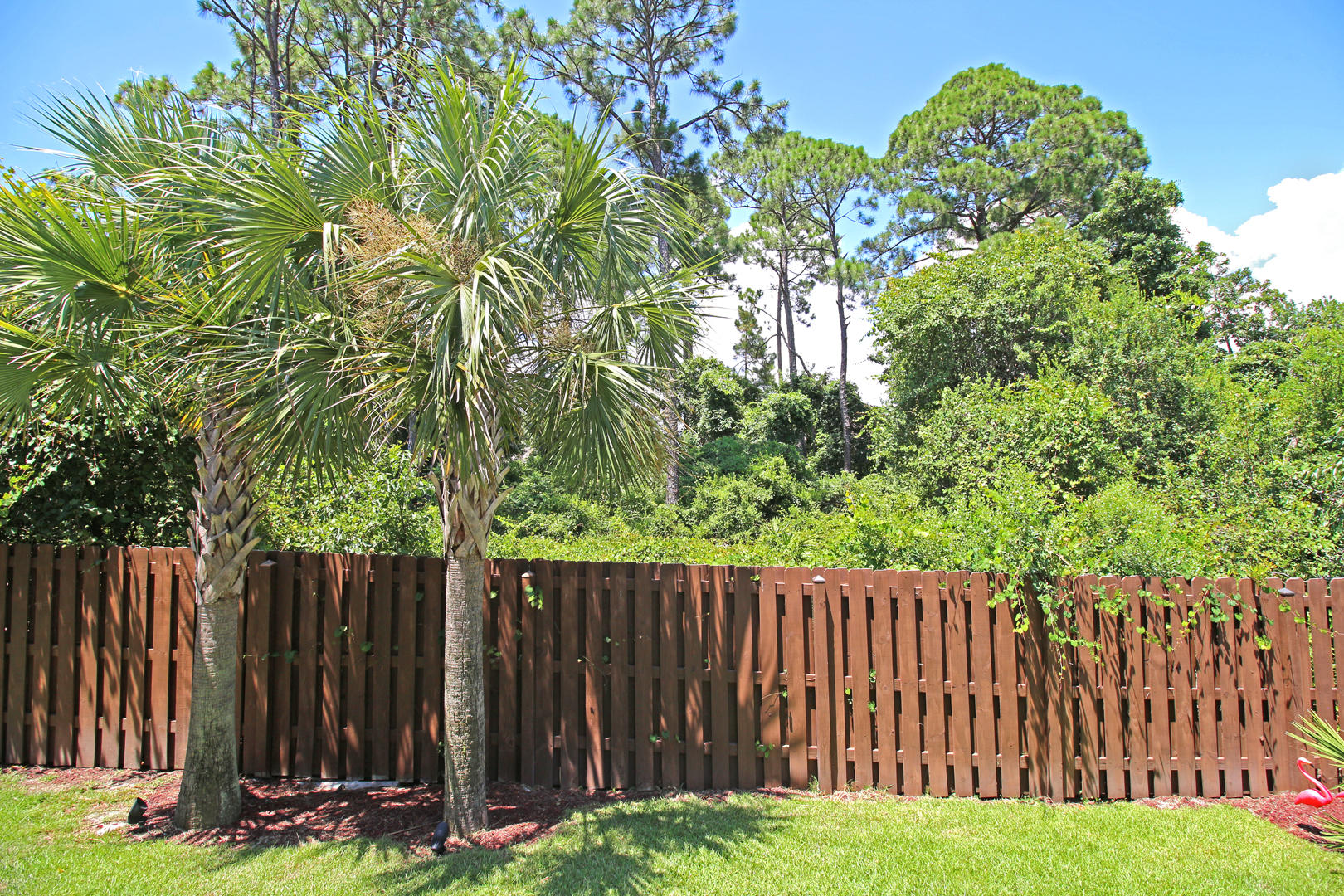 CHARDONNAY ESTATES - Residential