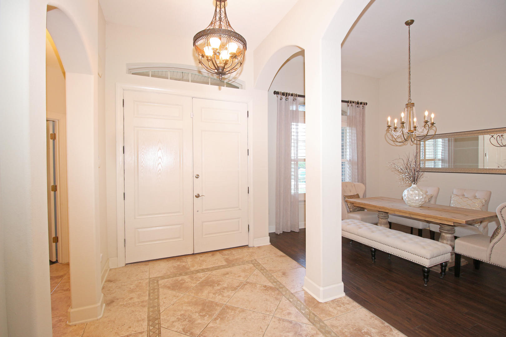 CHARDONNAY ESTATES - Residential