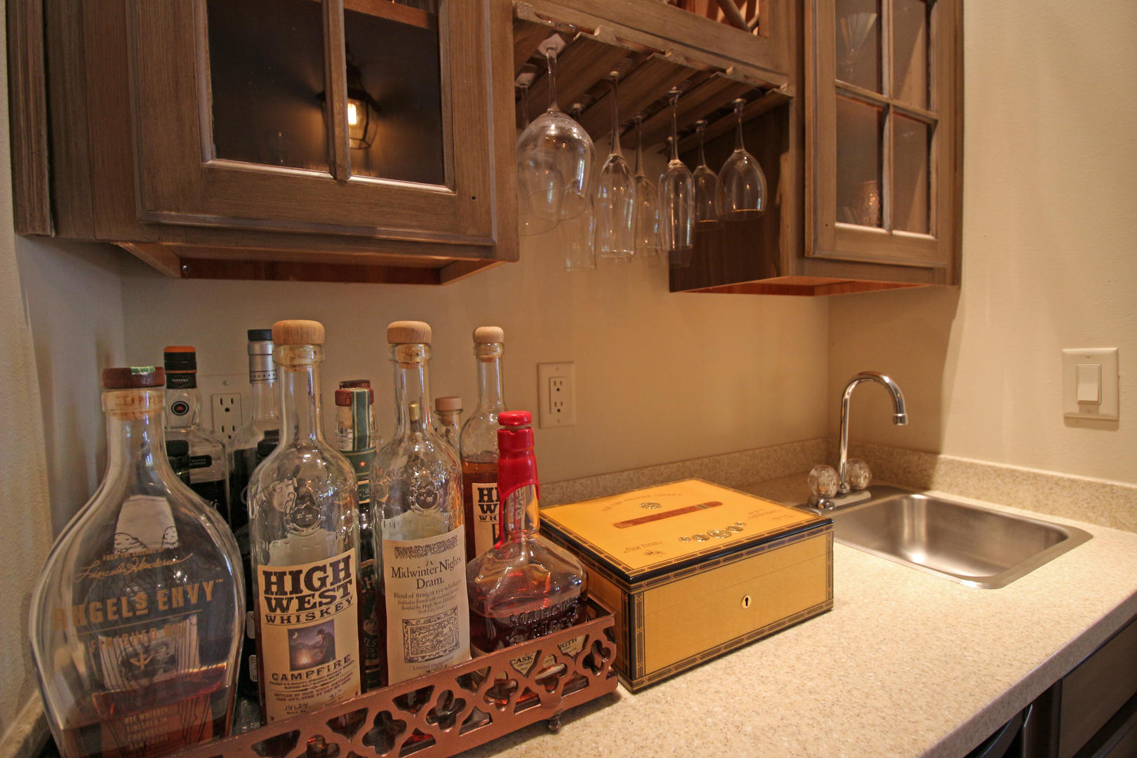 CHARDONNAY ESTATES - Residential