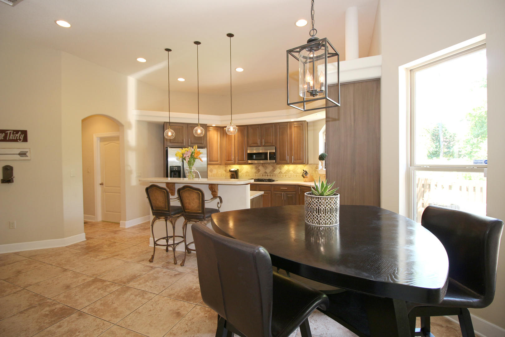 CHARDONNAY ESTATES - Residential