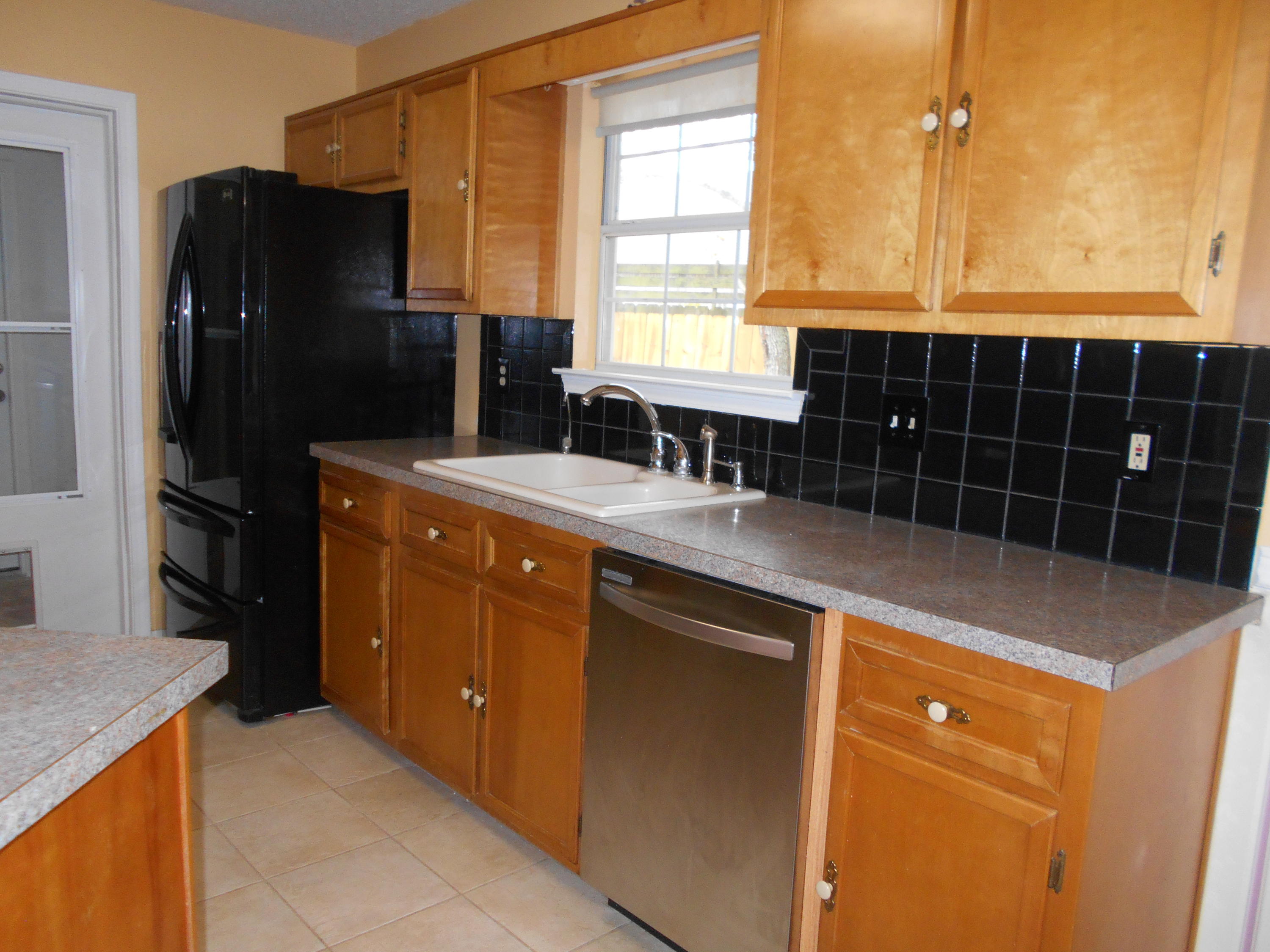 FALCON ESTATES PH 2 - Residential Lease