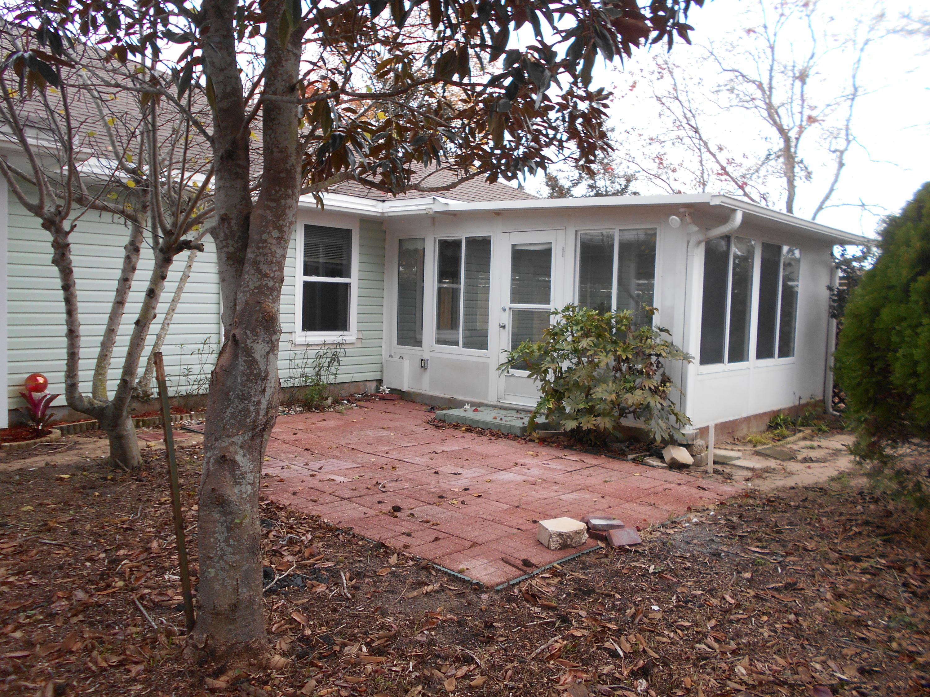 FALCON ESTATES PH 2 - Residential Lease