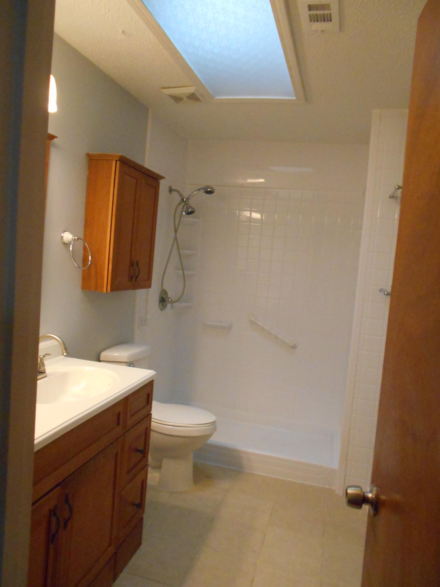 FALCON ESTATES PH 2 - Residential Lease