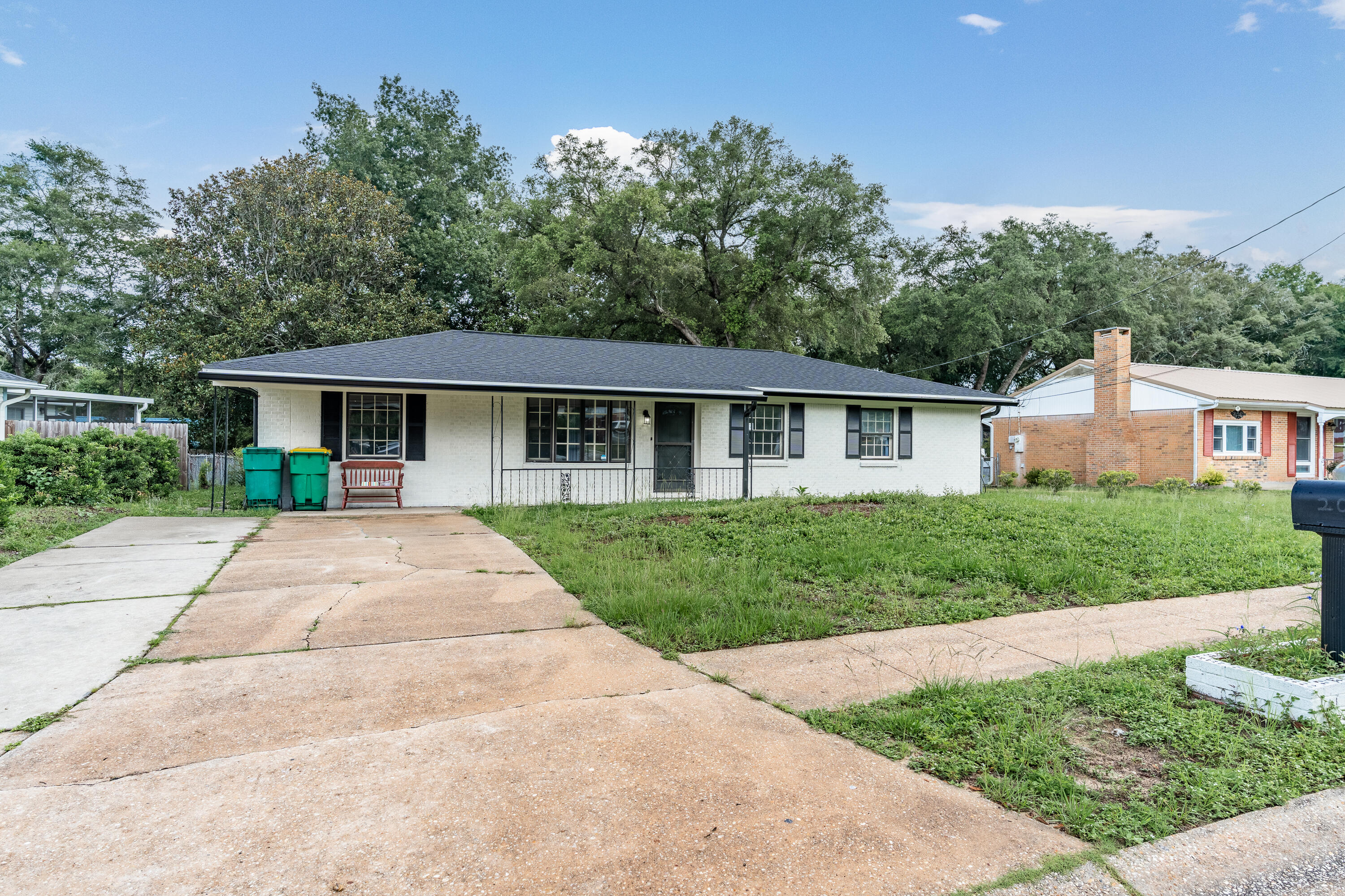 Hello, dream home! This 4-bed, 2.5-bath beauty in the heart of Niceville has all the upgrades you've been looking for--new roof, HVAC, water heater, flooring, appliances, and fresh paint, all done in 2022! Need space? The huge bonus room is ready for movie nights, game days, or your dream home office. Plus, enjoy crystal-clear drinking water from the reverse osmosis system pumping soft water throughout. The master bedroom set in the back side of the home is radiating privacy while providing comforting natural lighting throughout. Stylish, spacious, and seriously move-in ready--this one's a must-see!