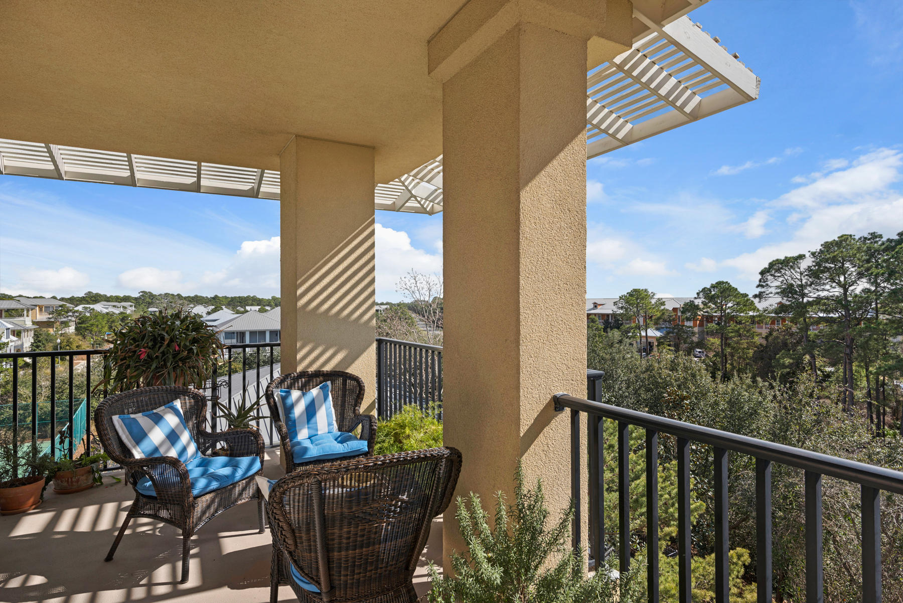 PRESERVE PLACE - Residential