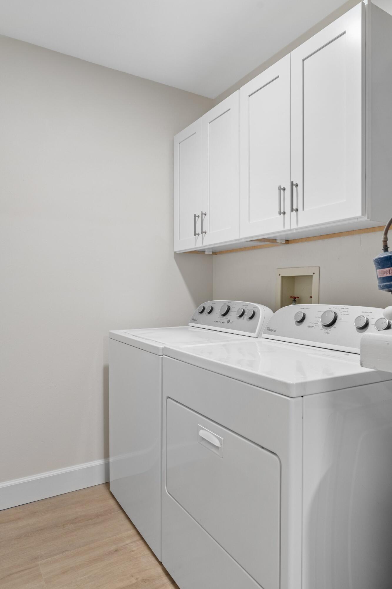 LINKSIDE VILLAGE UNIT 1 - Residential