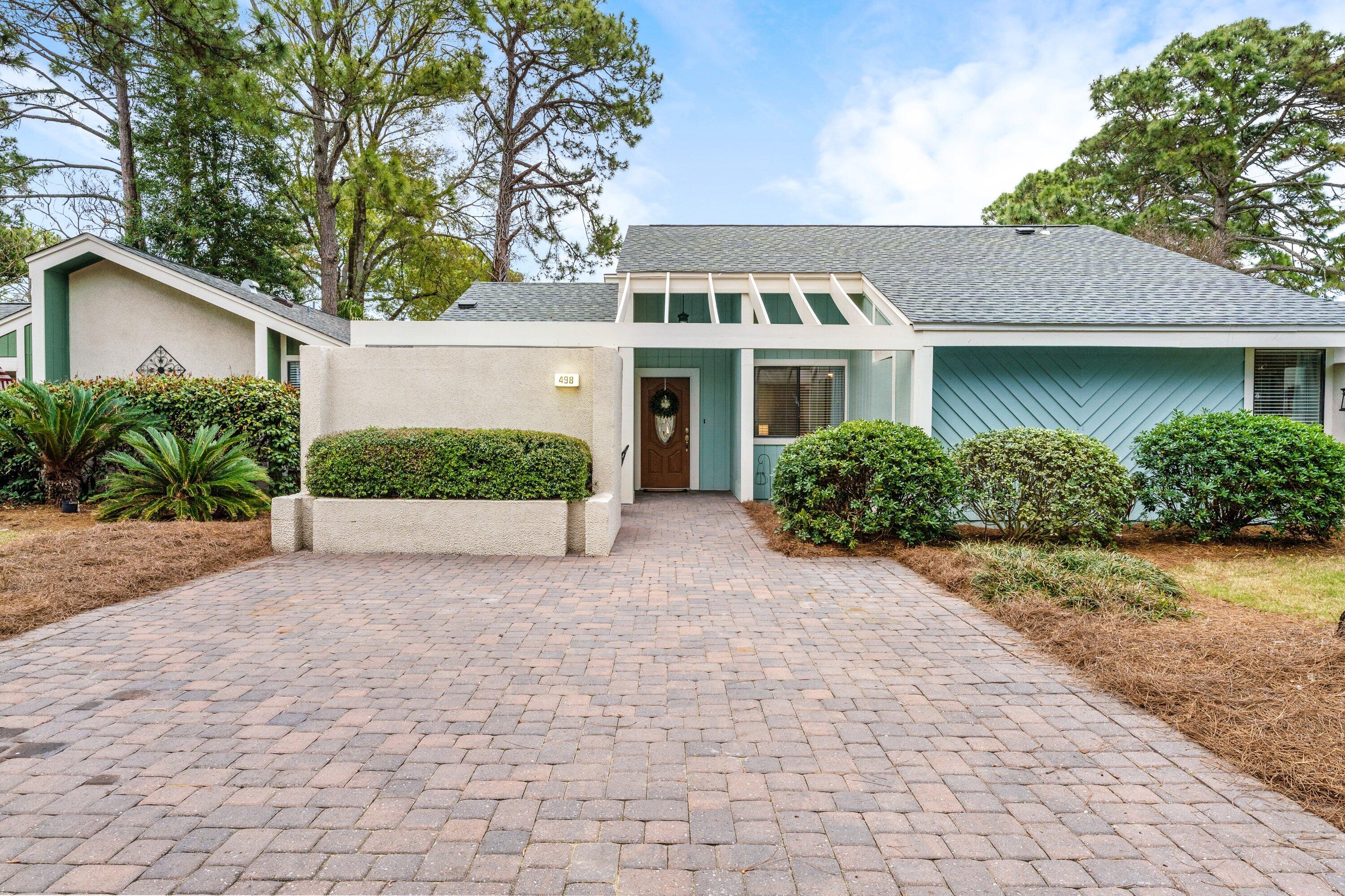 LINKSIDE VILLAGE UNIT 1 - Residential