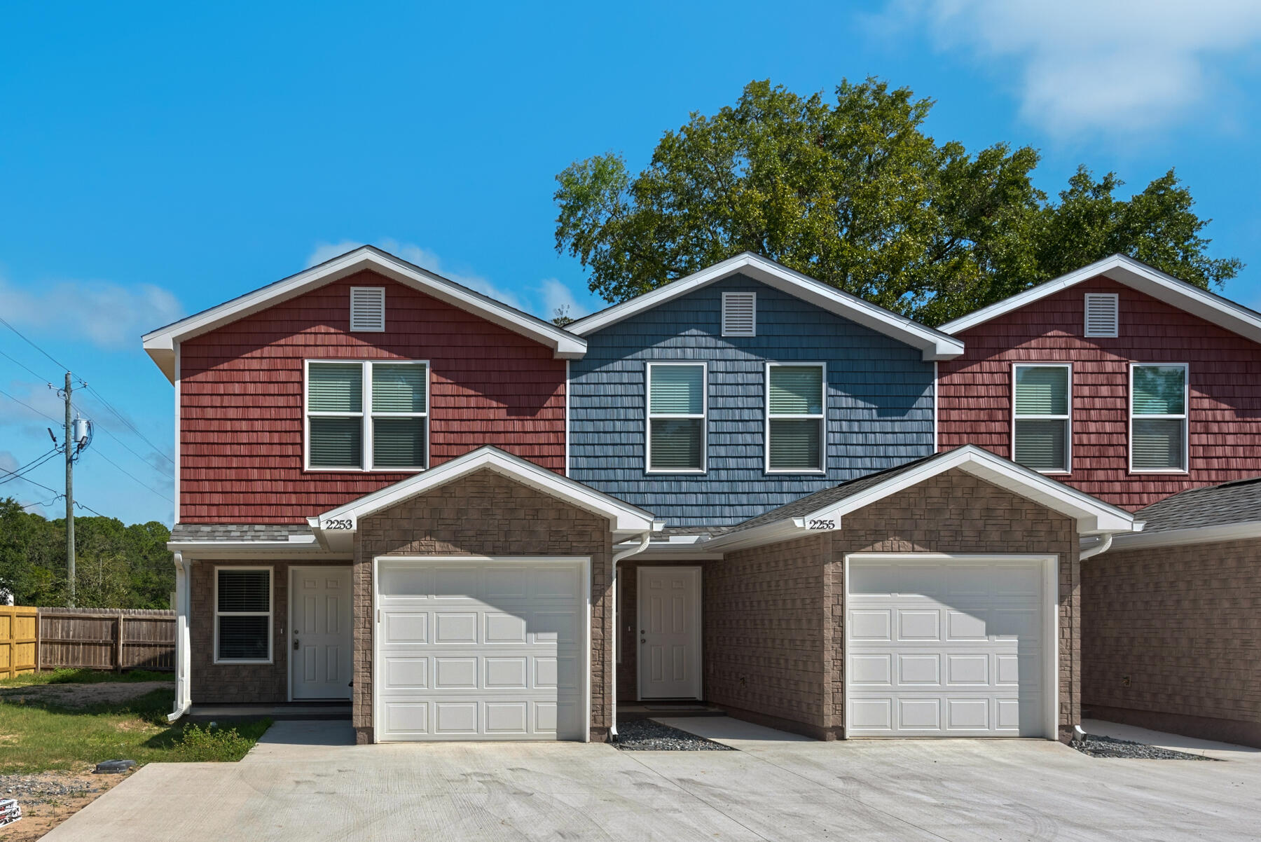 2255 Whitman Lane