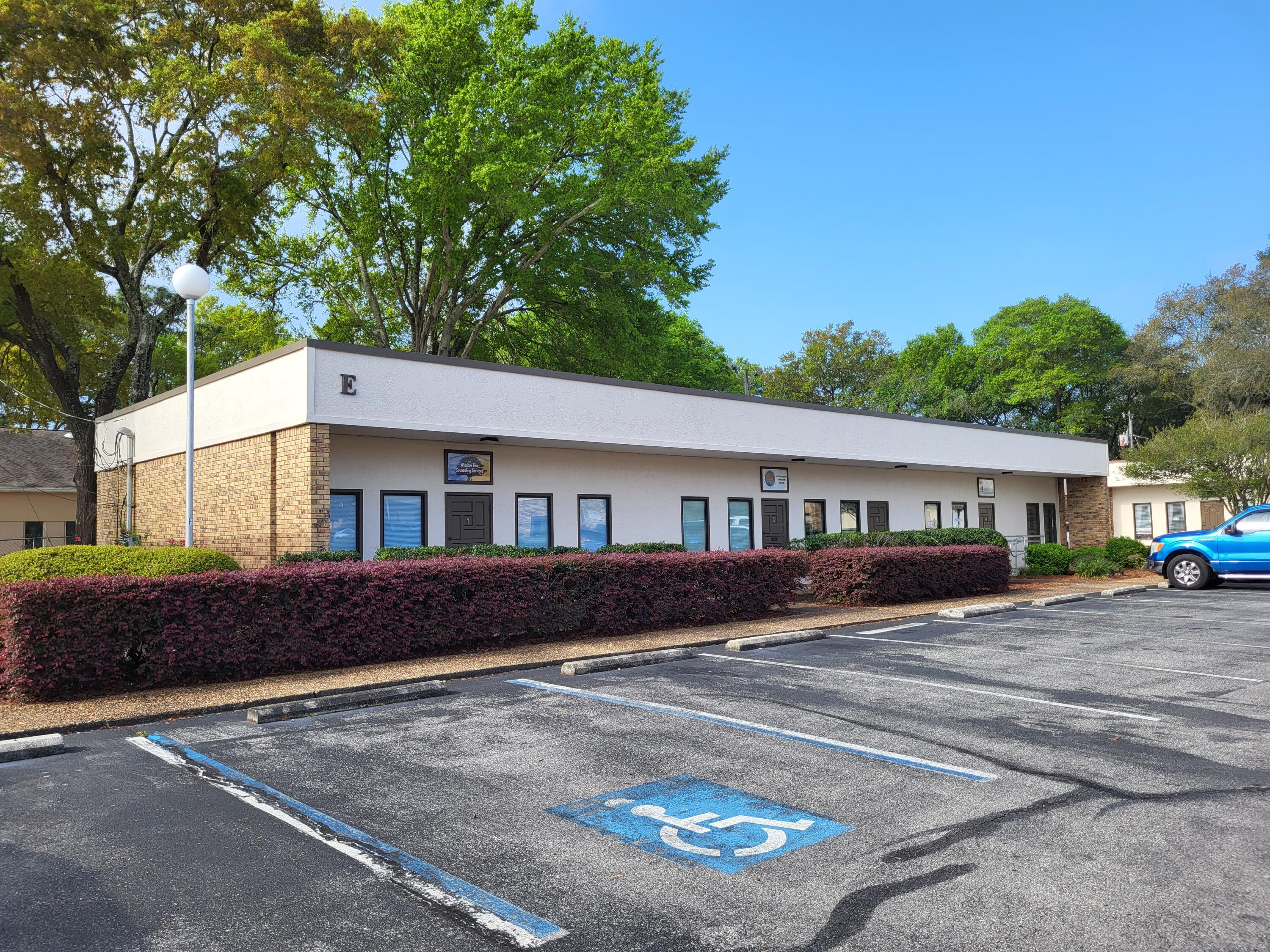 1 private office, reception area, closet, coffee bar, and 1 restroom. CAM charge is $95 per month includes garbage. Utilities by Tenant.