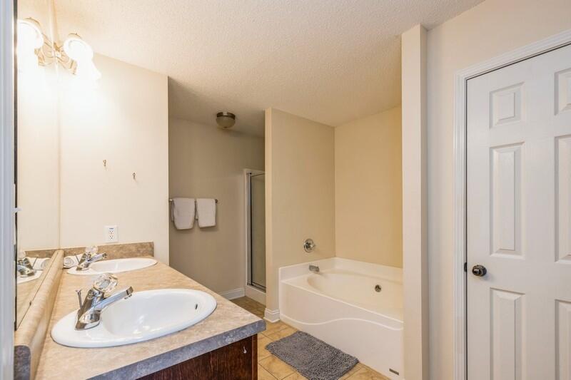 WOODBURY FOREST - Residential