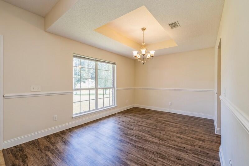 WOODBURY FOREST - Residential