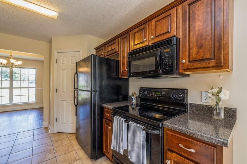 WOODBURY FOREST - Residential