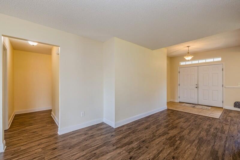 WOODBURY FOREST - Residential